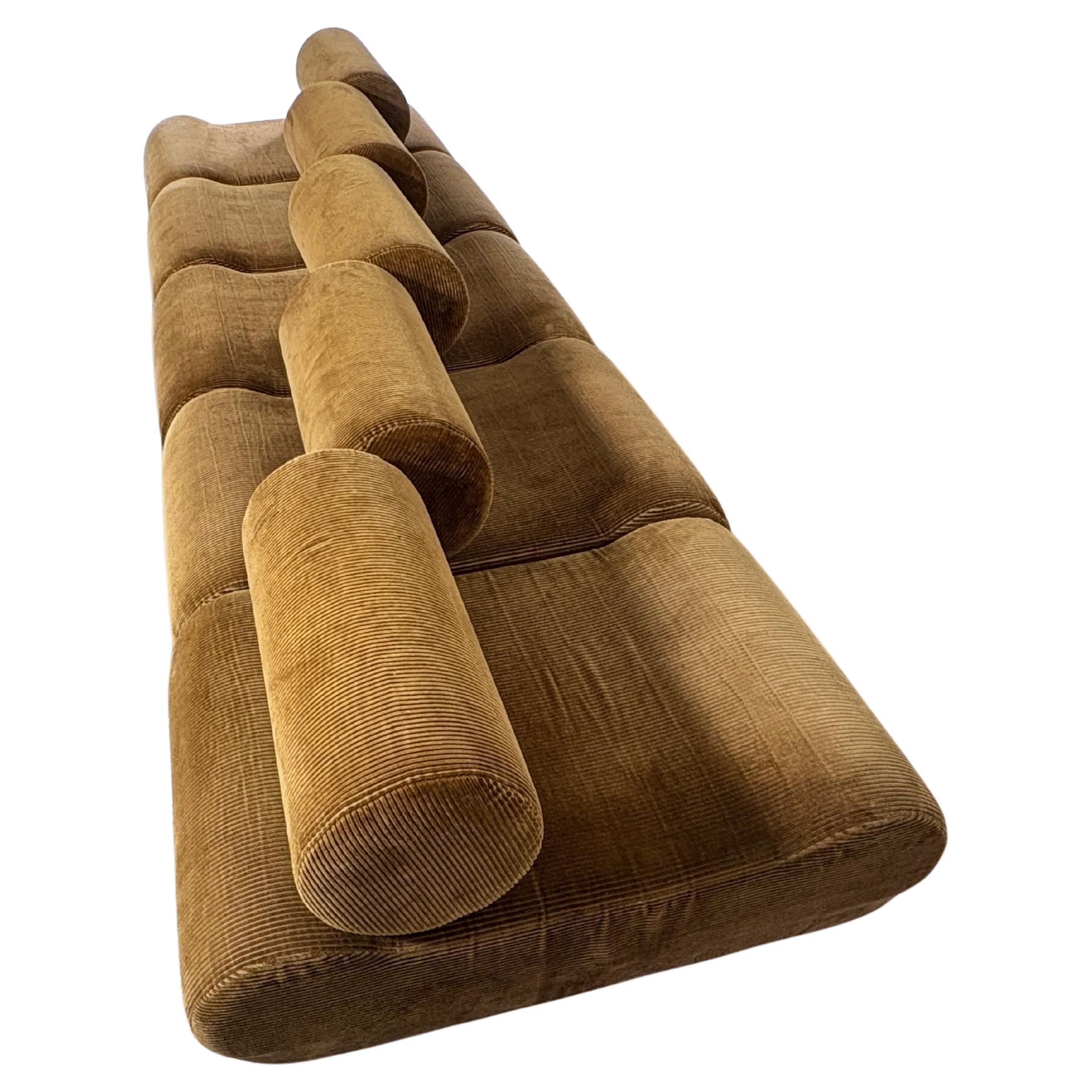 large Corbi sectional sofa designed by Klaus Uredat for COR 1972 five seats in vendita