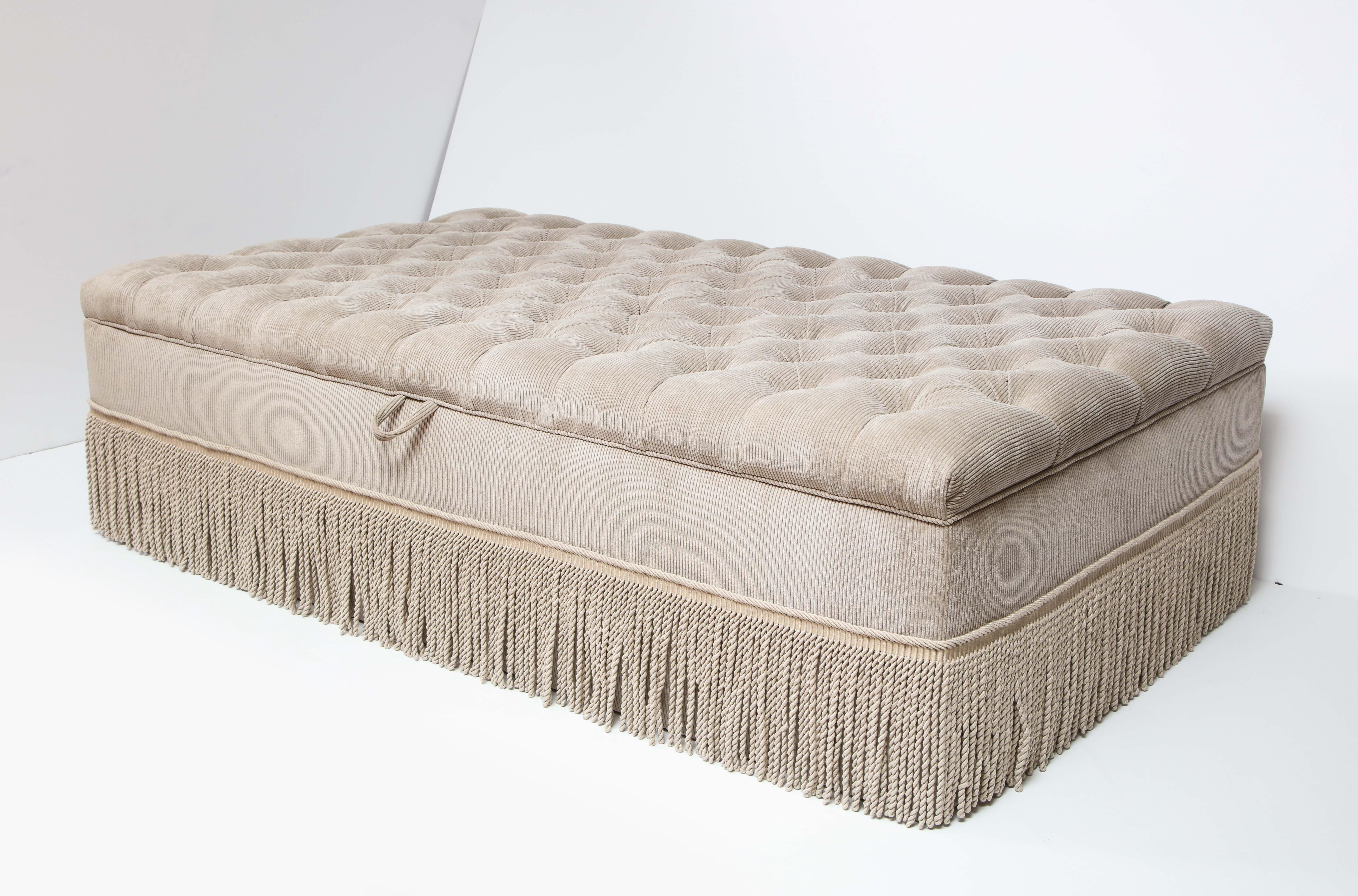Large Corduroy Tufted Fringed Ottoman with Storage In Excellent Condition In Chicago, IL