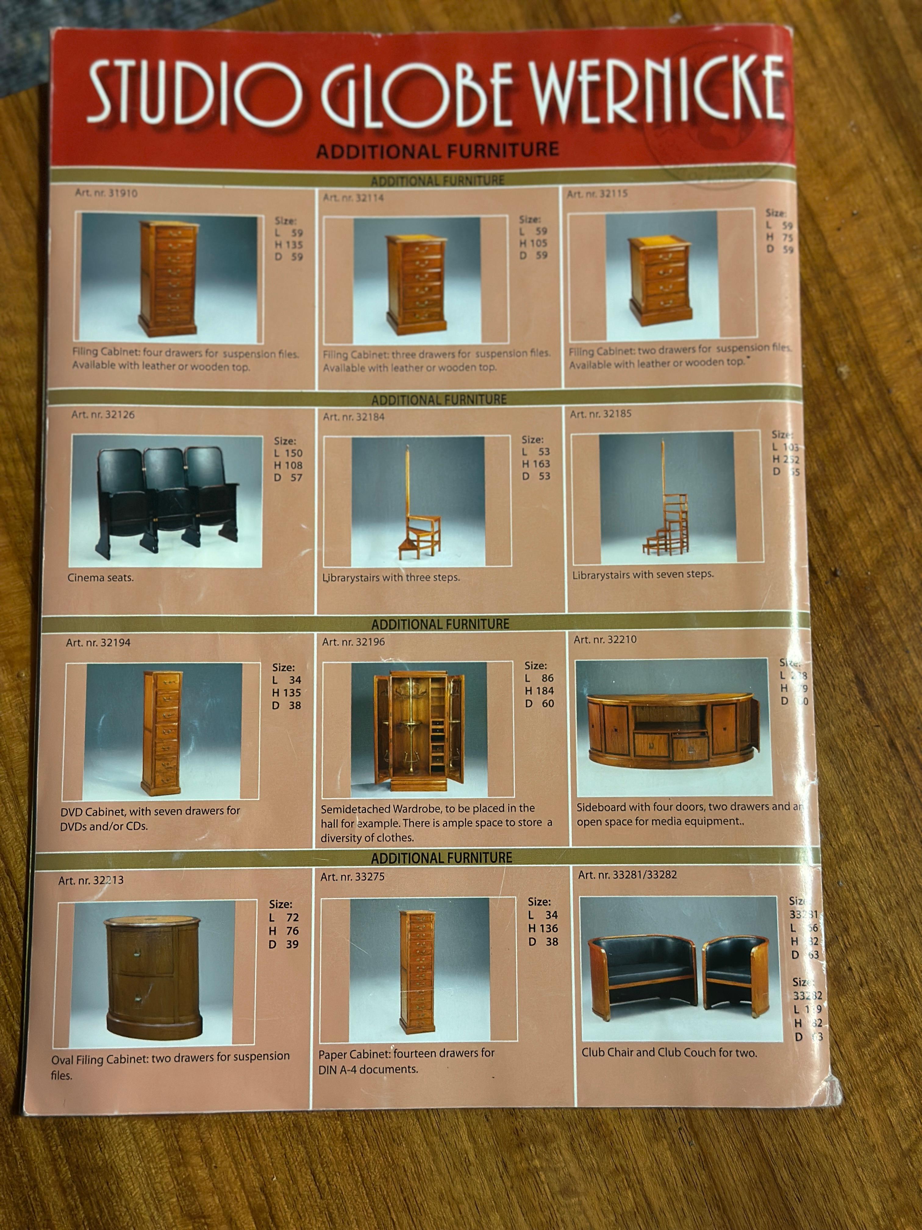 Grande libreria componibile ad angolo Barrister, Replica di Studio Globe Wernicke in vendita 10