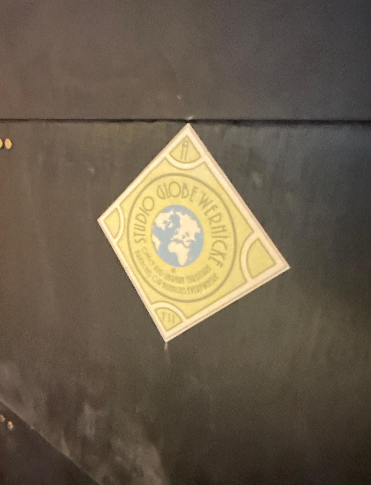 Grande libreria componibile ad angolo Barrister, Replica di Studio Globe Wernicke in vendita 12