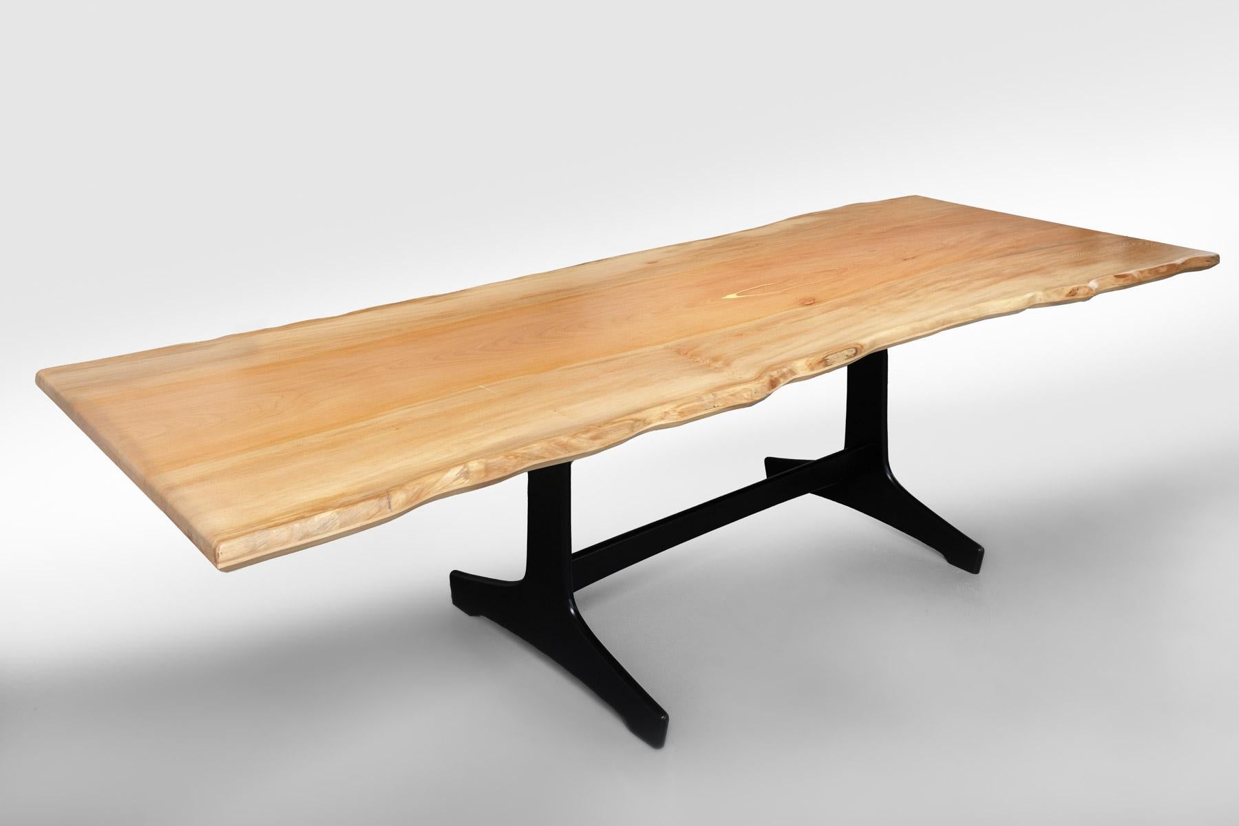 Großer Cotemporary French Plane Massivholz Live Edge Esstisch - 10 Personen (Britisch)