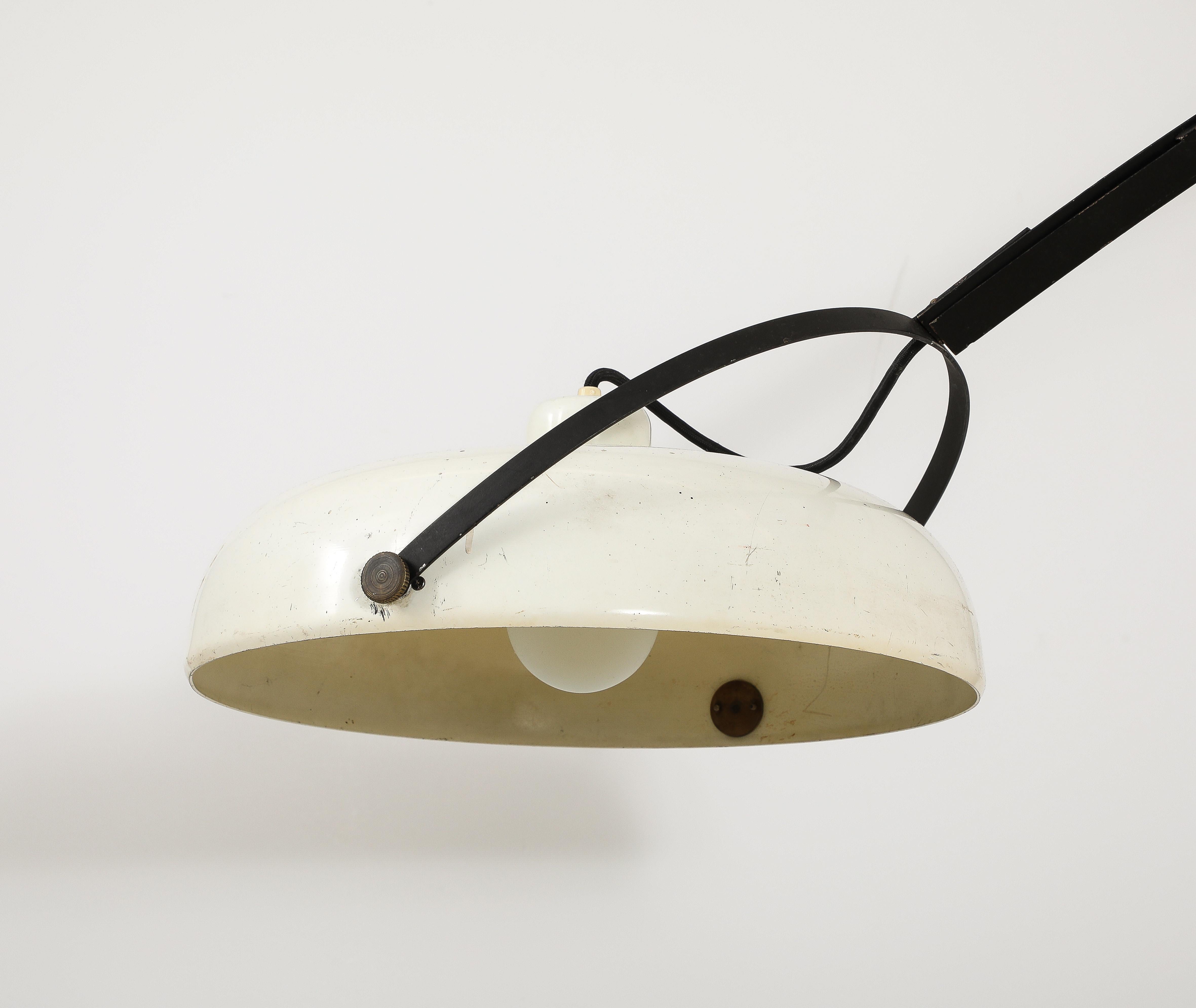 Grand luminaire à contrepoids de Stilnovo, Italie, années 1960 en vente 8