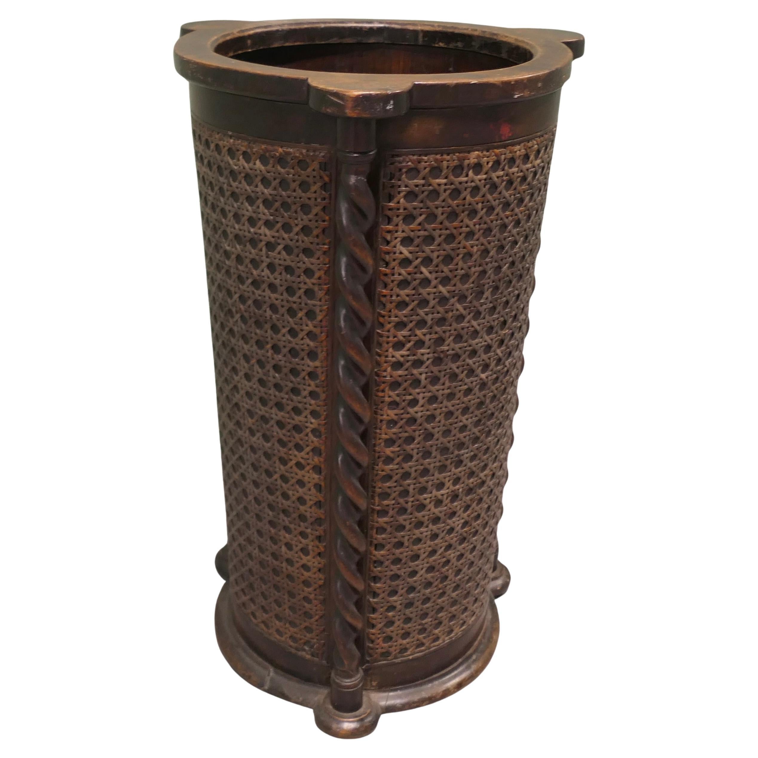 Grand porte-bâton de maison de campagne, torsion d
orge et bergère