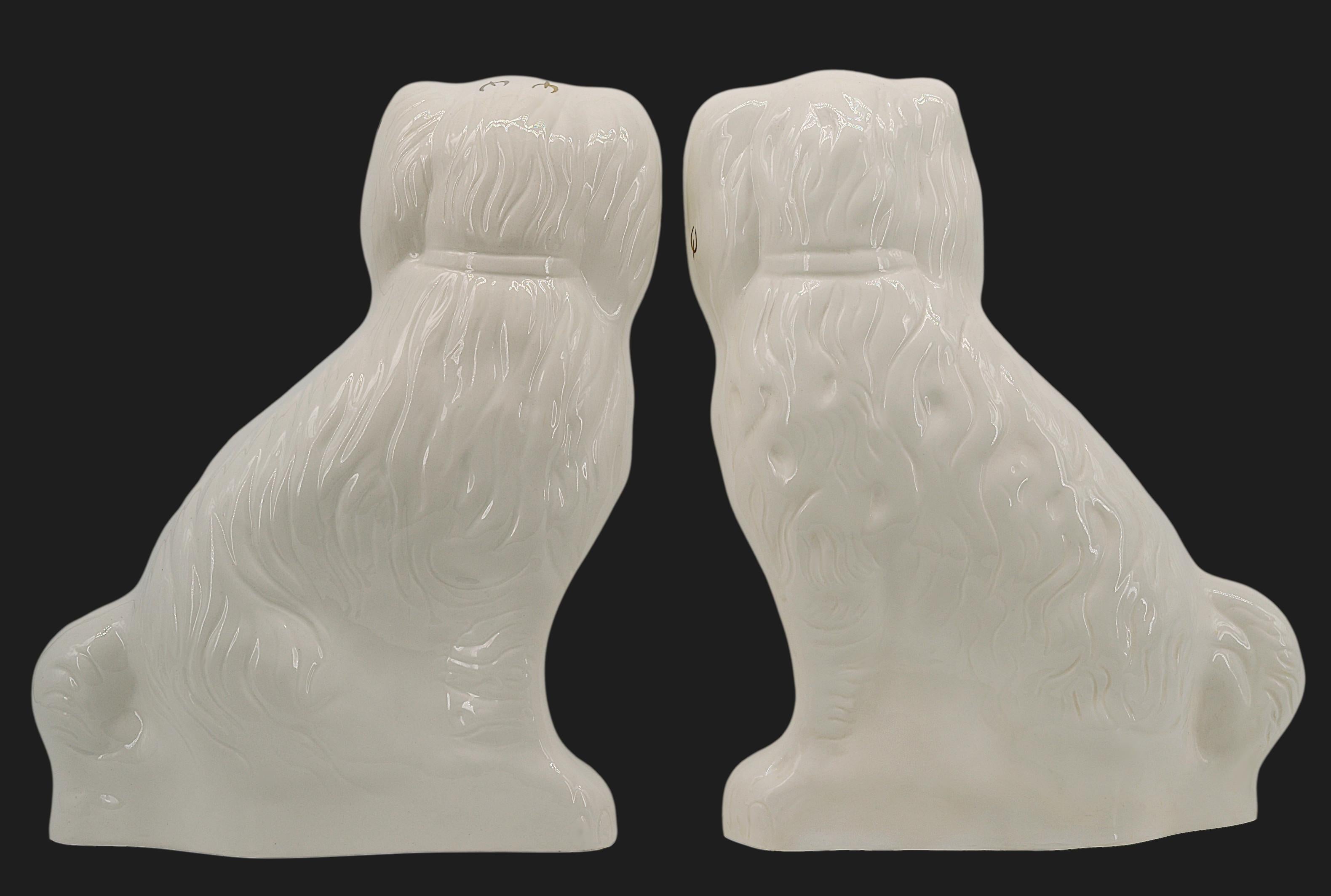 Large Couple of Ceramic Staffordshire Spaniels, ca.1950 For Sale 1