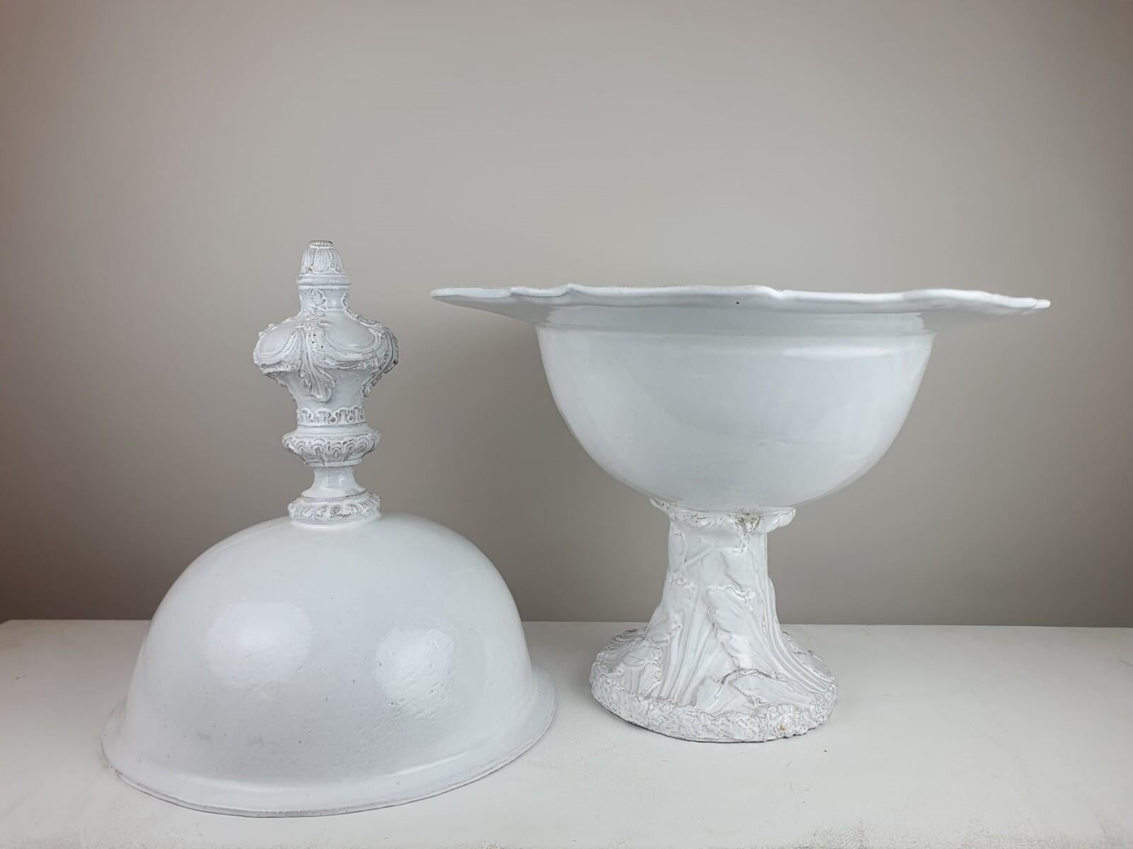 Große überdachte Vase aus Steingut, Ende 19. Anfang 20. (Tonware) im Angebot