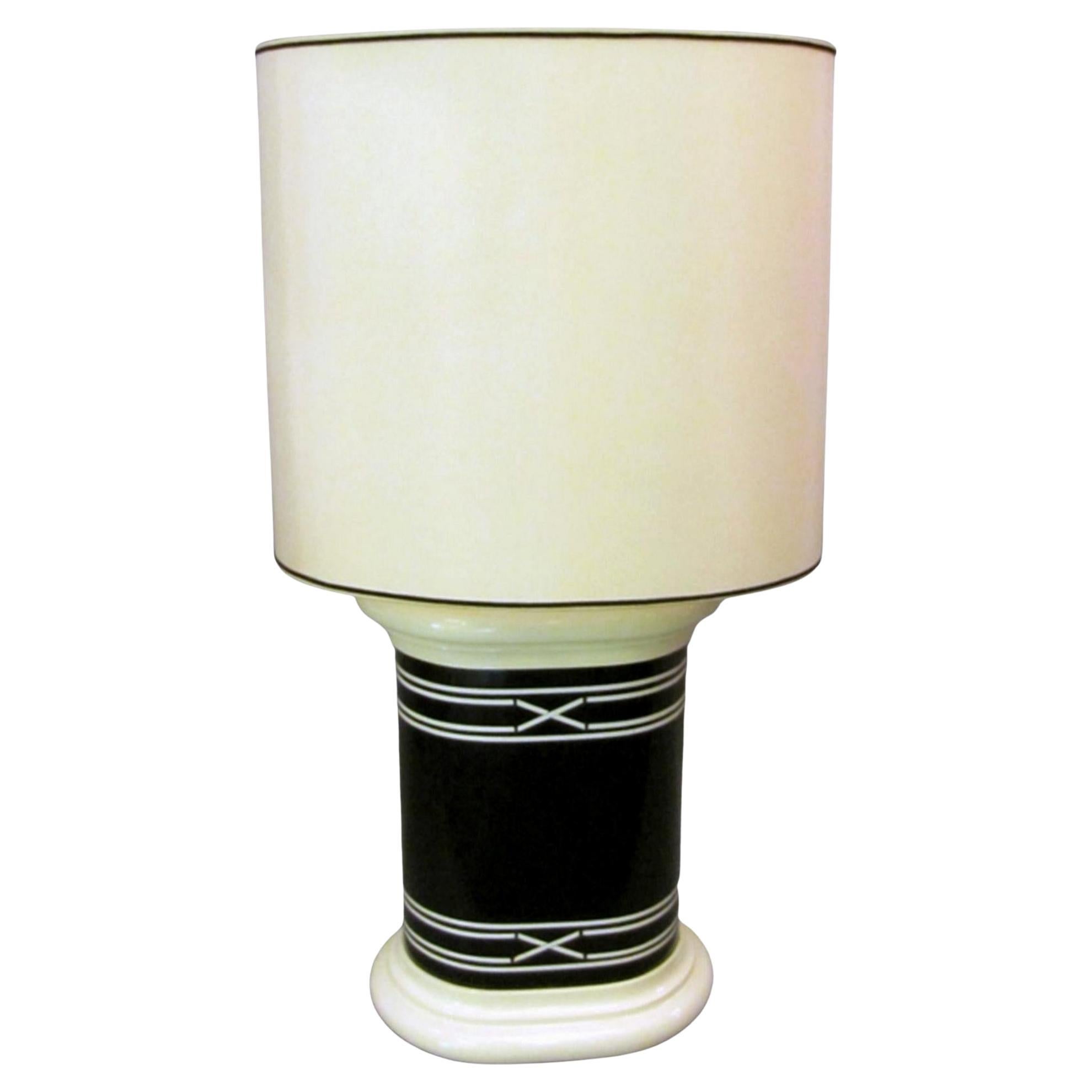 Grande lampada color crema e nera, Francia, 1970 in vendita