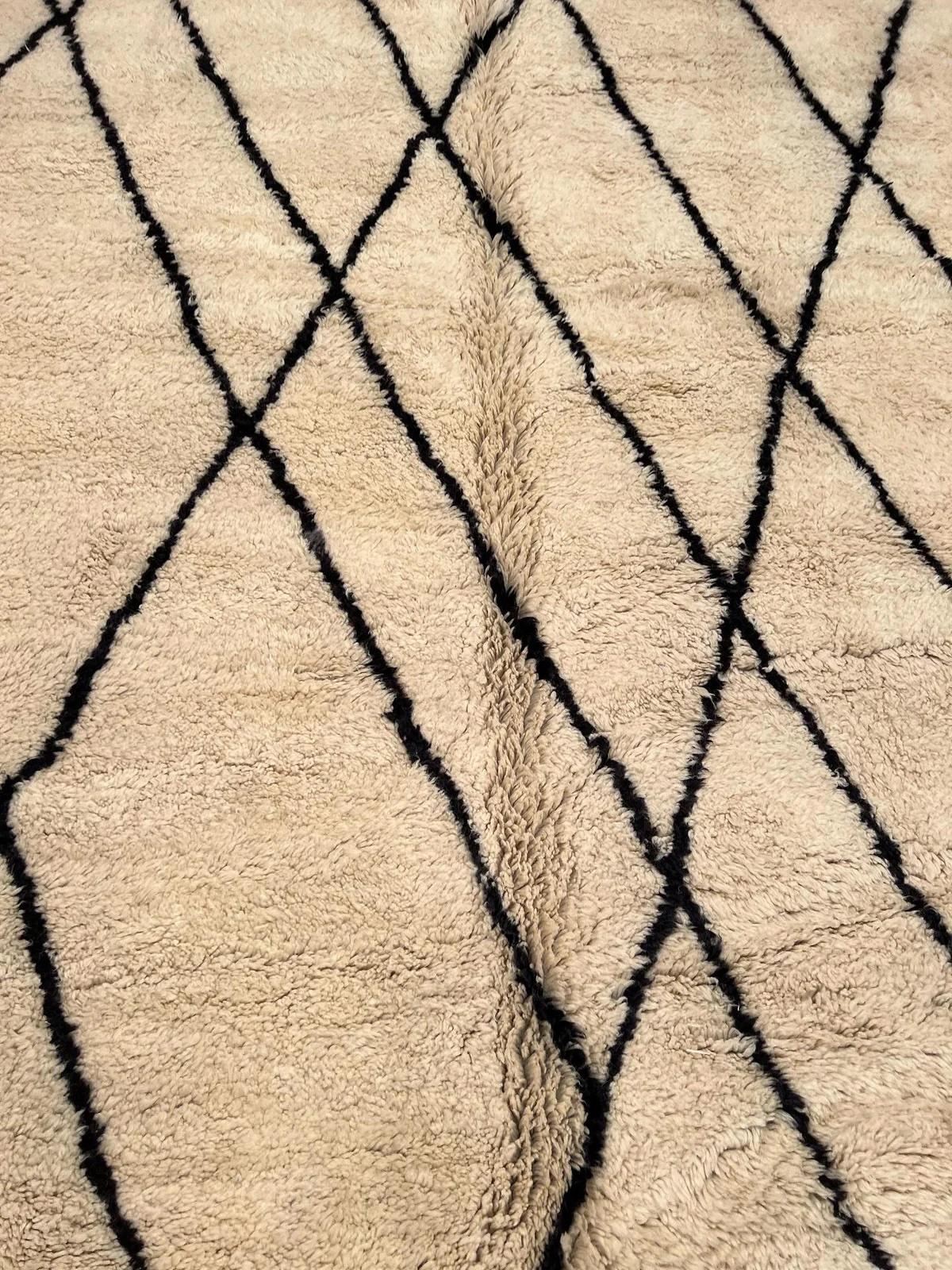 Hand-Knotted Large Cream Modern Moroccan Wool Beni Ourain Rug with Abstract Black Line Design For Sale