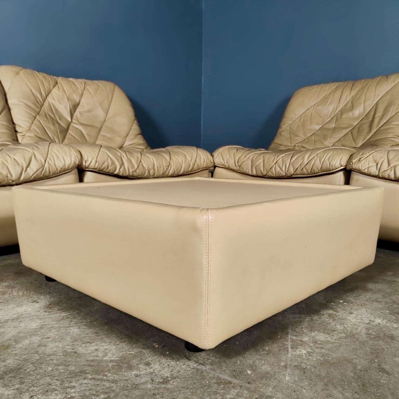 Large Cream Patterned Leather Modular Sofa Set Mid Century Vintage Retro MCM In Excellent Condition In Cambridge, GB