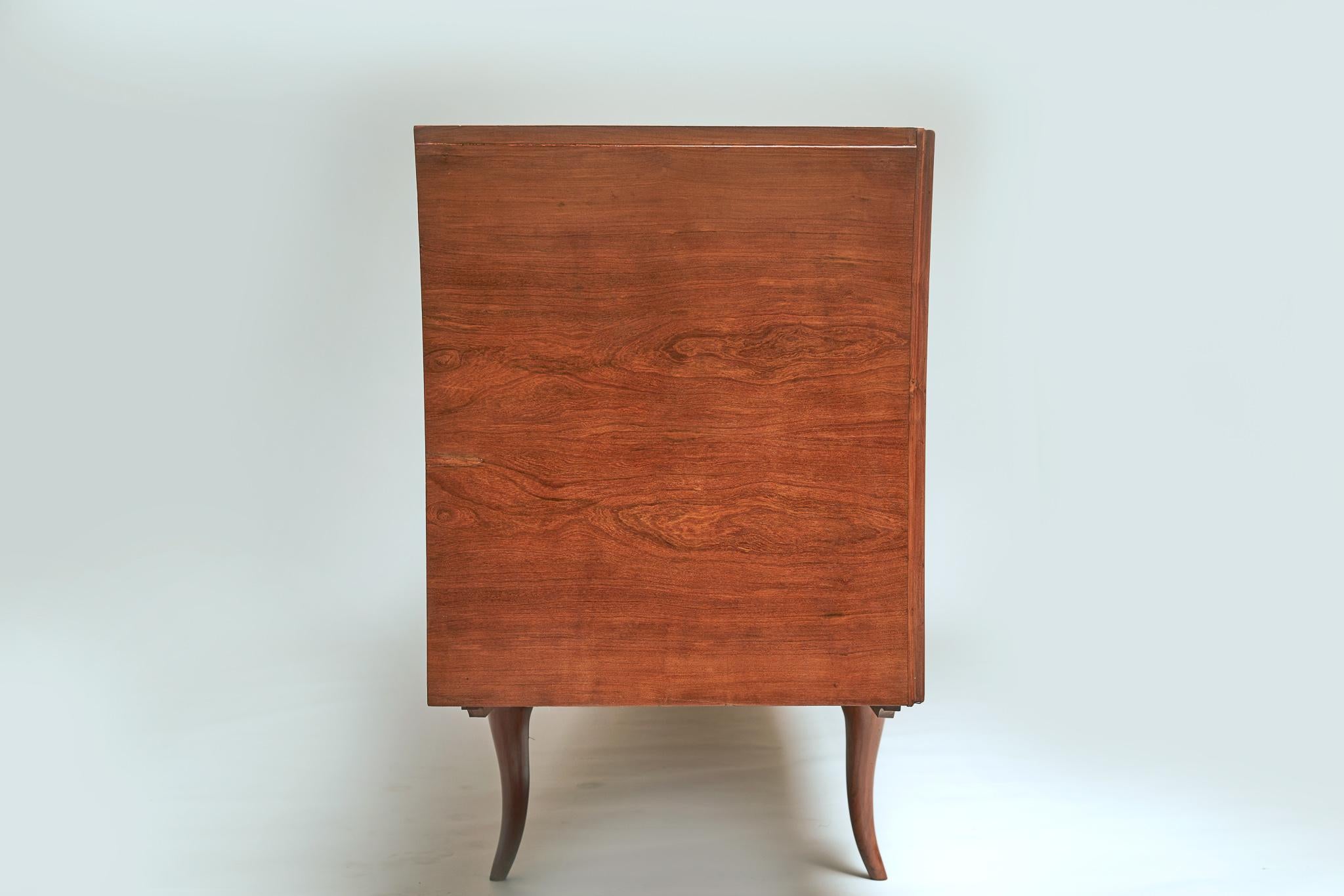 Mid-Century Modern Credenza in Caviuna Hardwood by Giuseppe Scapinelli, 1956 For Sale 8