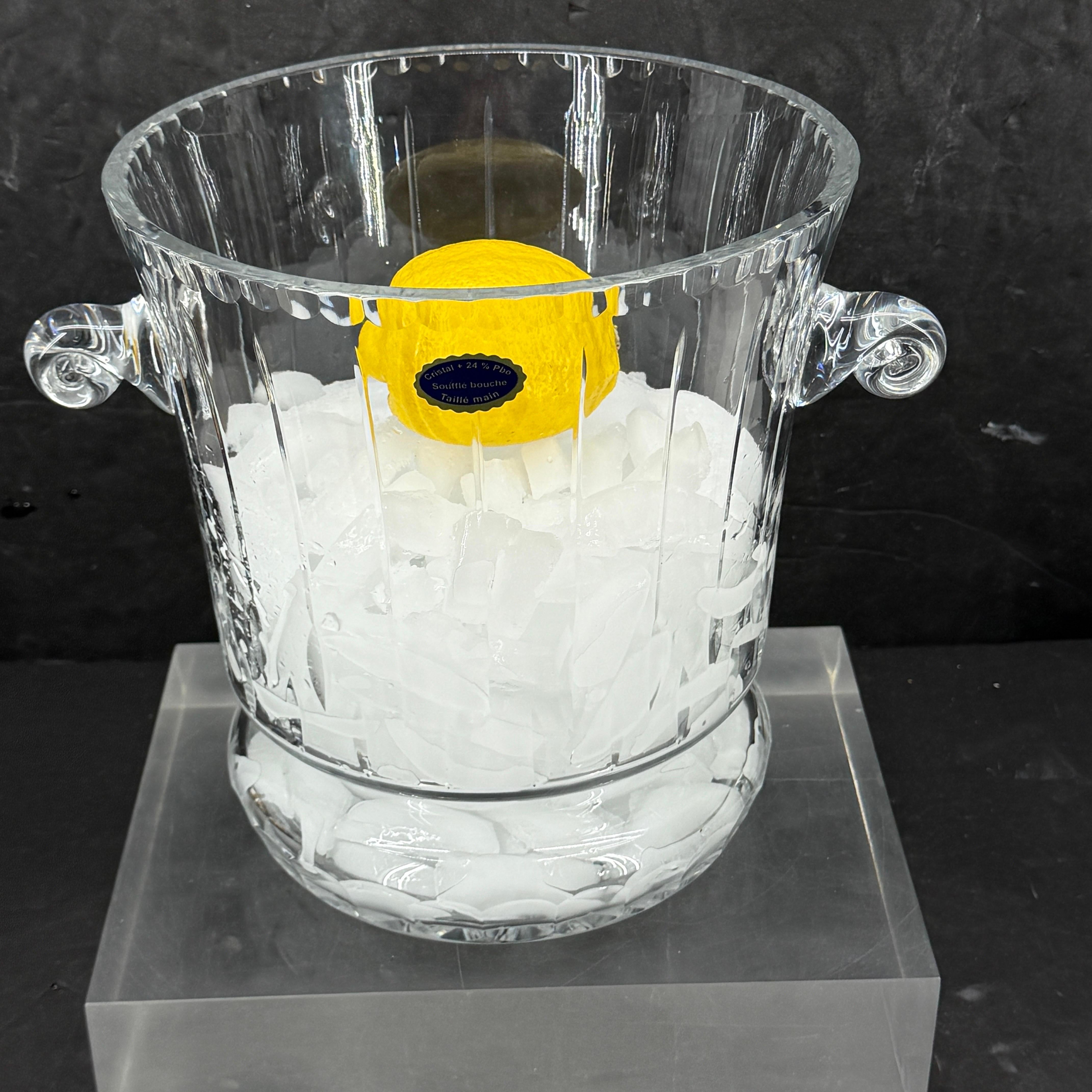 Large Cristalleries de Lorraine Cut Crystal Champagne Bucket, France en vente 9