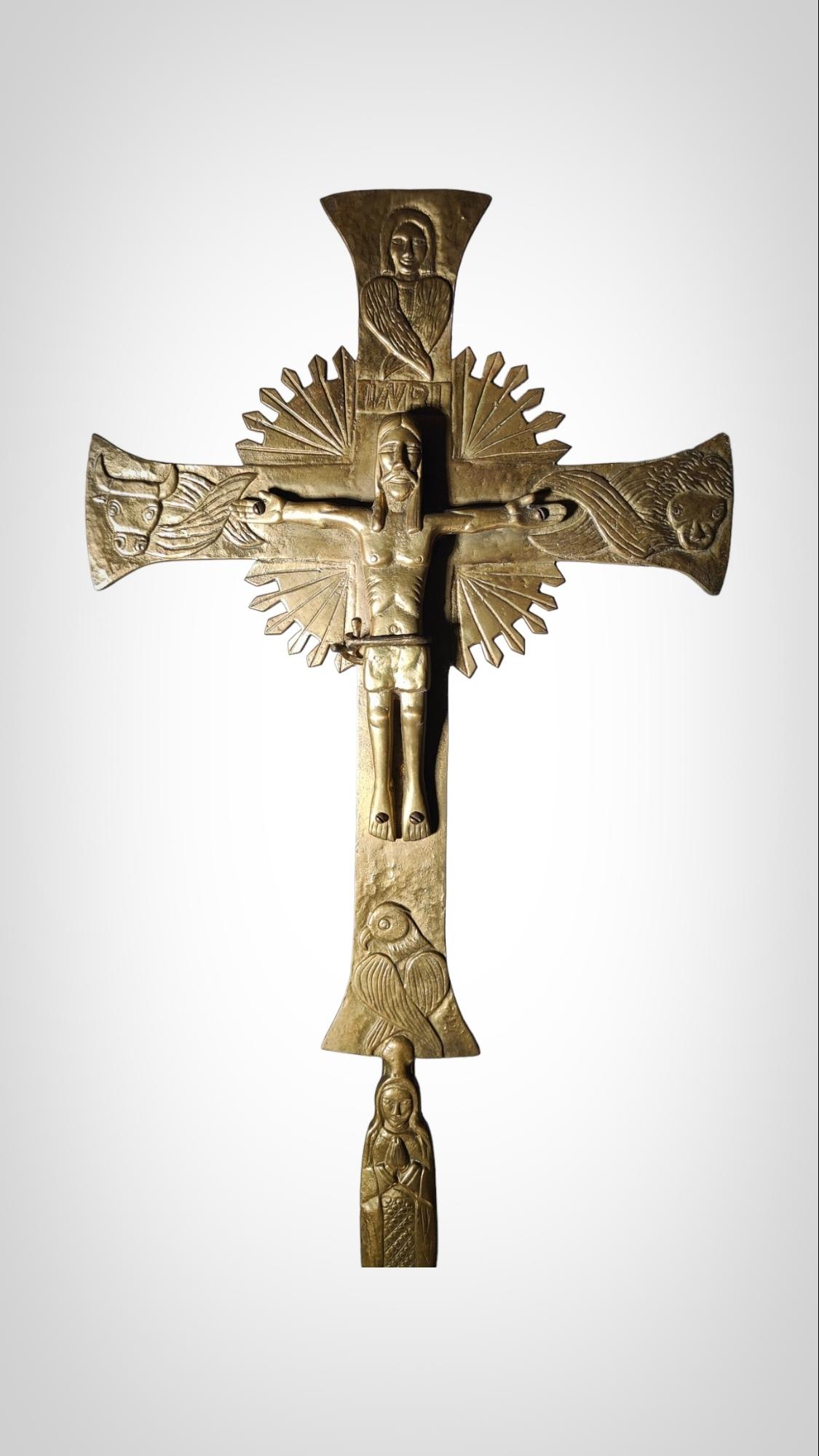 Large  Cross Of The XIX Century Processional Or Altar In Good Condition For Sale In Madrid, ES