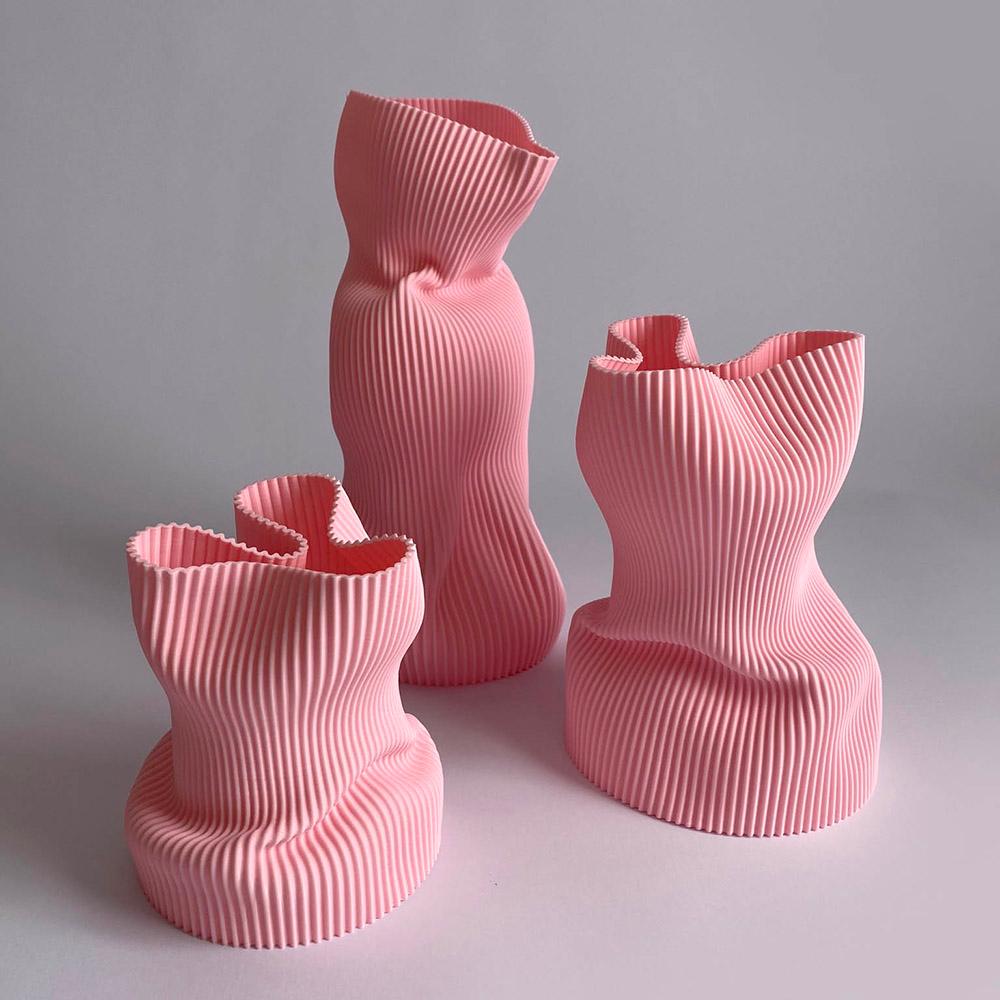 Large Crumpled Vase in Pink 3D Printed Plant Based Plastic Moldeado en venta