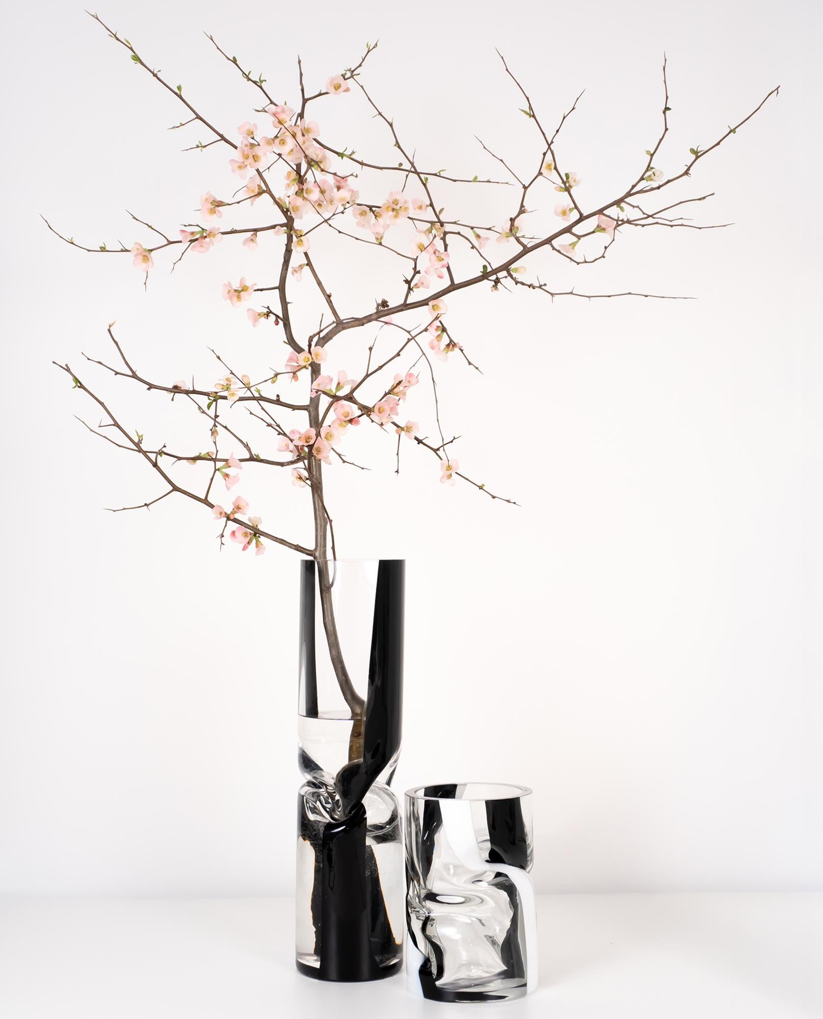 Contemporary Large Crushed Glass Vase: Black & White Hand Blown Glass by Avram Rusu Studio For Sale