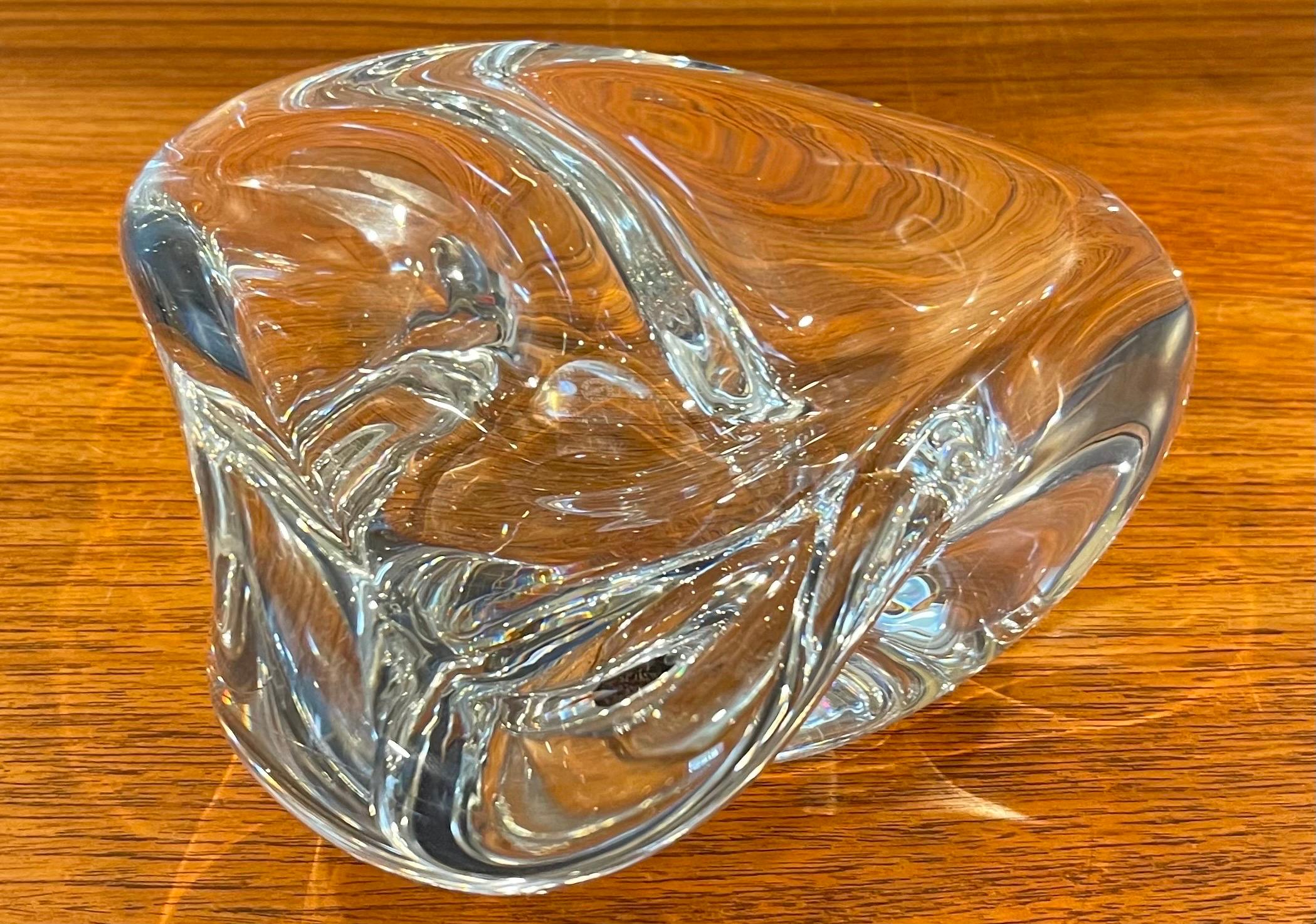 Grand bol / cendrier Caravelle en cristal de Saint Louis Crystal of France Bon état - En vente à San Diego, CA