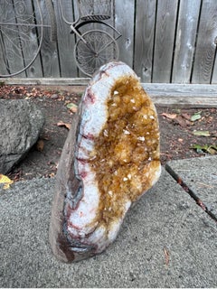 Geode di Citrino a grandi grappoli di cristallo proveniente dall'Uruguay