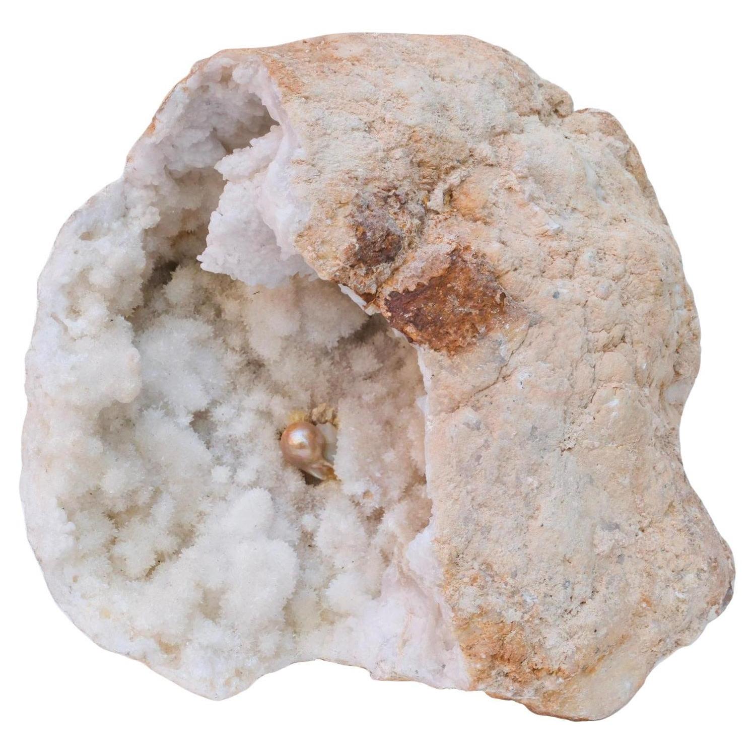 Großer Kristall-Geode mit Barockperlen und Barockperlen im Zustand „Hervorragend“ im Angebot in Dublin, Dalkey