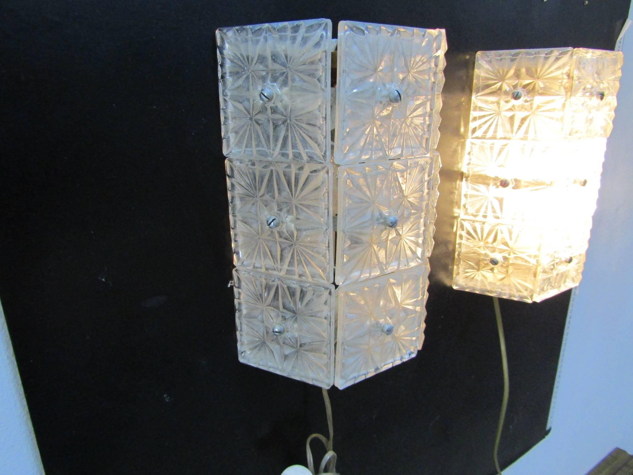 Mid-20th Century Large Crystal Sconces, Italy, 1960s, Set of Two For Sale