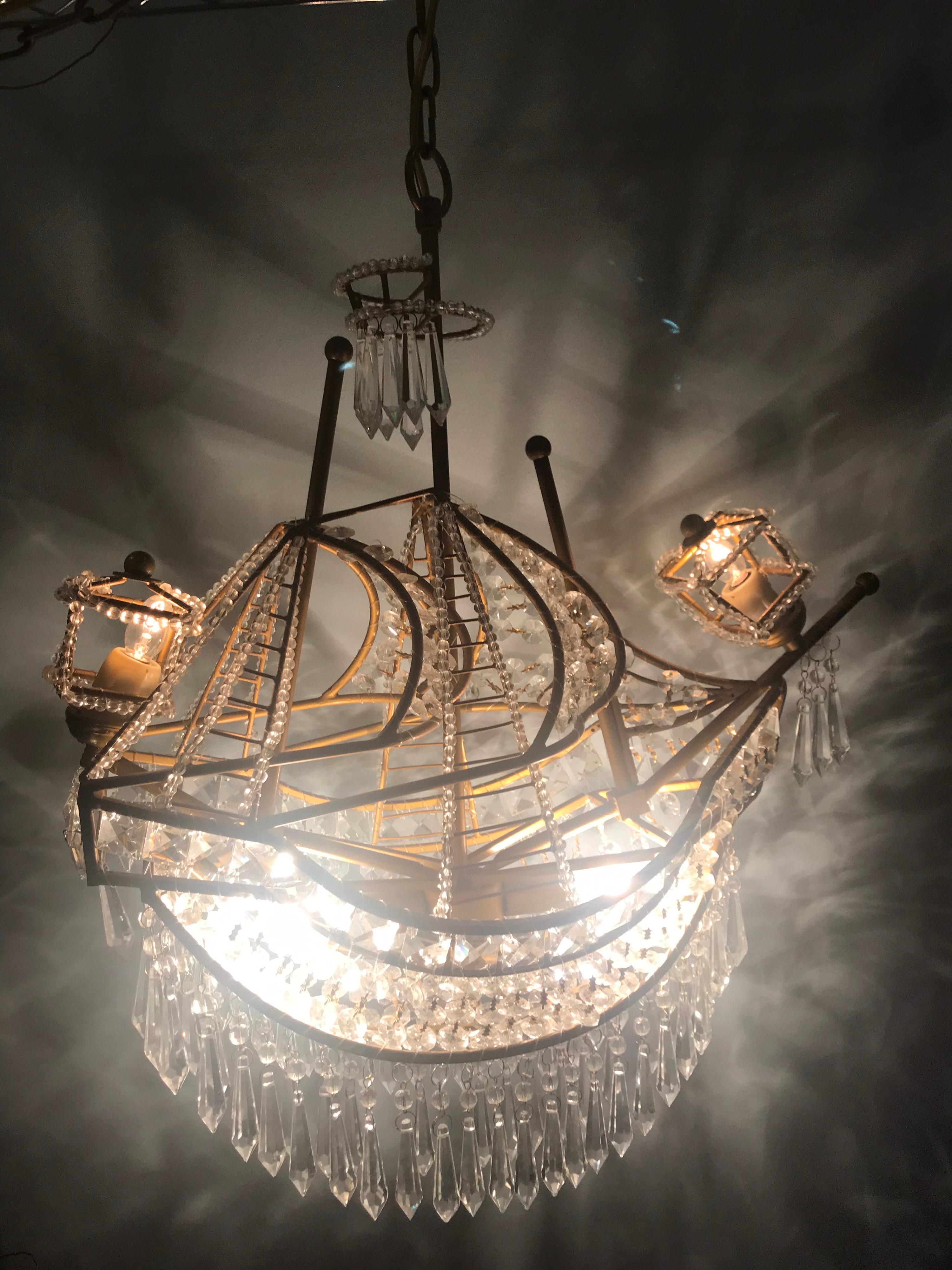 Large Crystal Ship Chandelier In Excellent Condition For Sale In Livingston, NJ