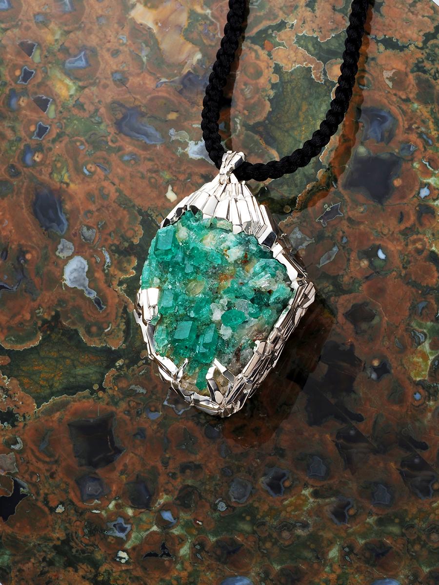 large emerald pendant