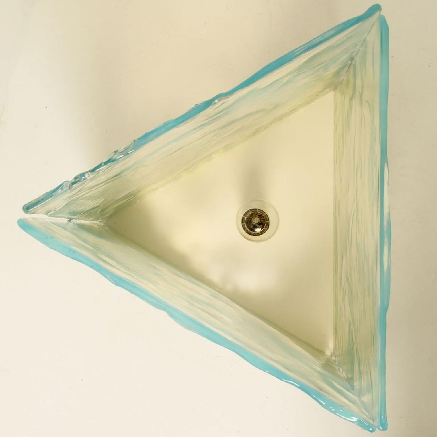 Large Cube Shaped Blue Glass Floor and Table Light from Leucos, 1970 For Sale 4