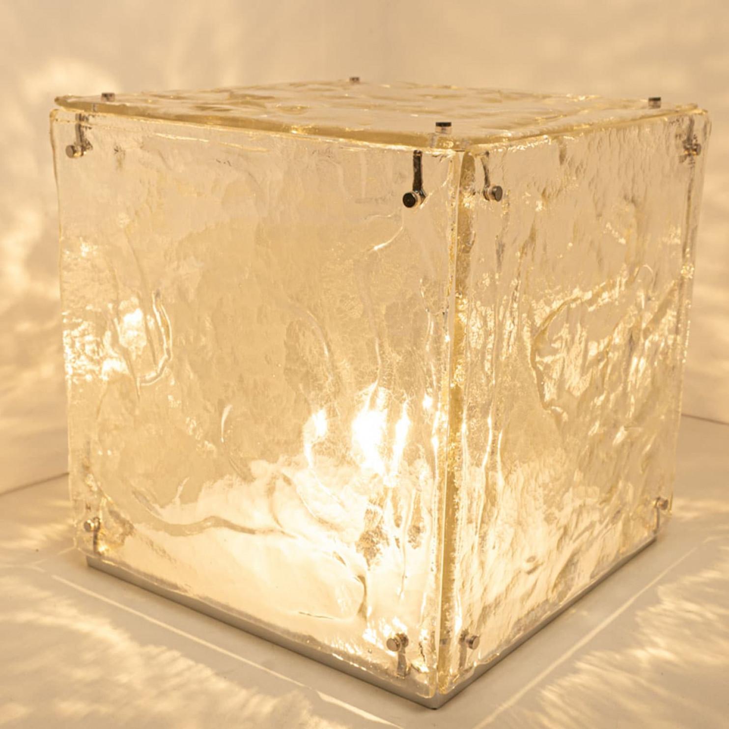 Mid-Century Modern Large Cube Shaped Glass Floor and Table Light by Carlo Nason, 1970 For Sale