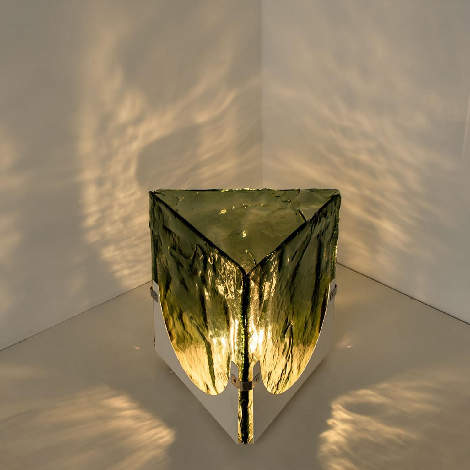 Large Cube Shaped Green Glass Floor and Table Light from Leucos, 1970 For Sale 2