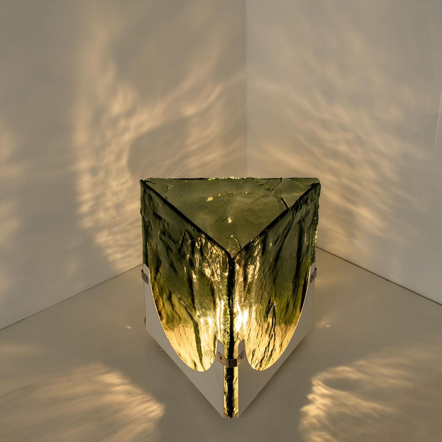Large Cube Shaped Green Glass Floor and Table Light from Leucos, 1970 For Sale 2
