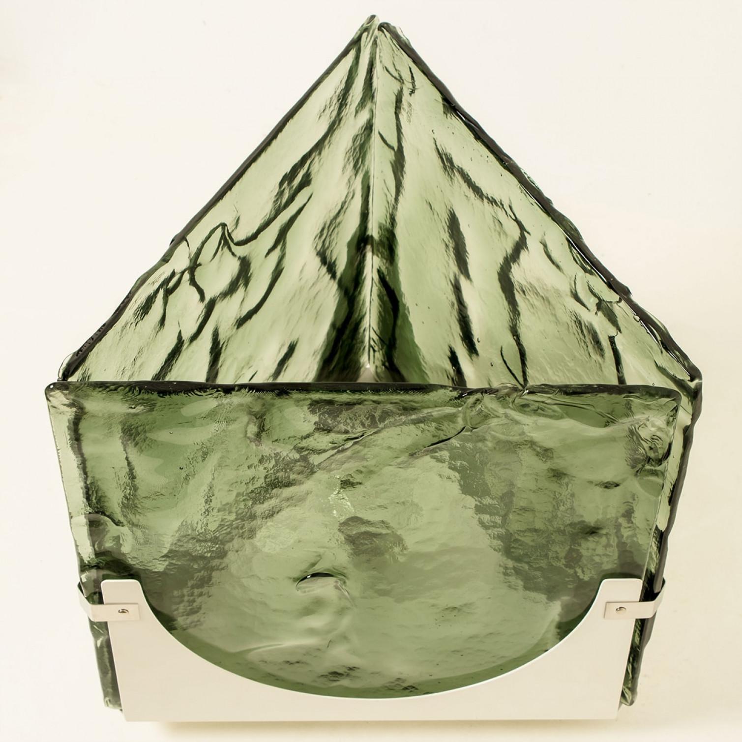 Laiton Grand lampadaire et lampe de table en verre vert en forme de cube de Leucos, 1970 en vente