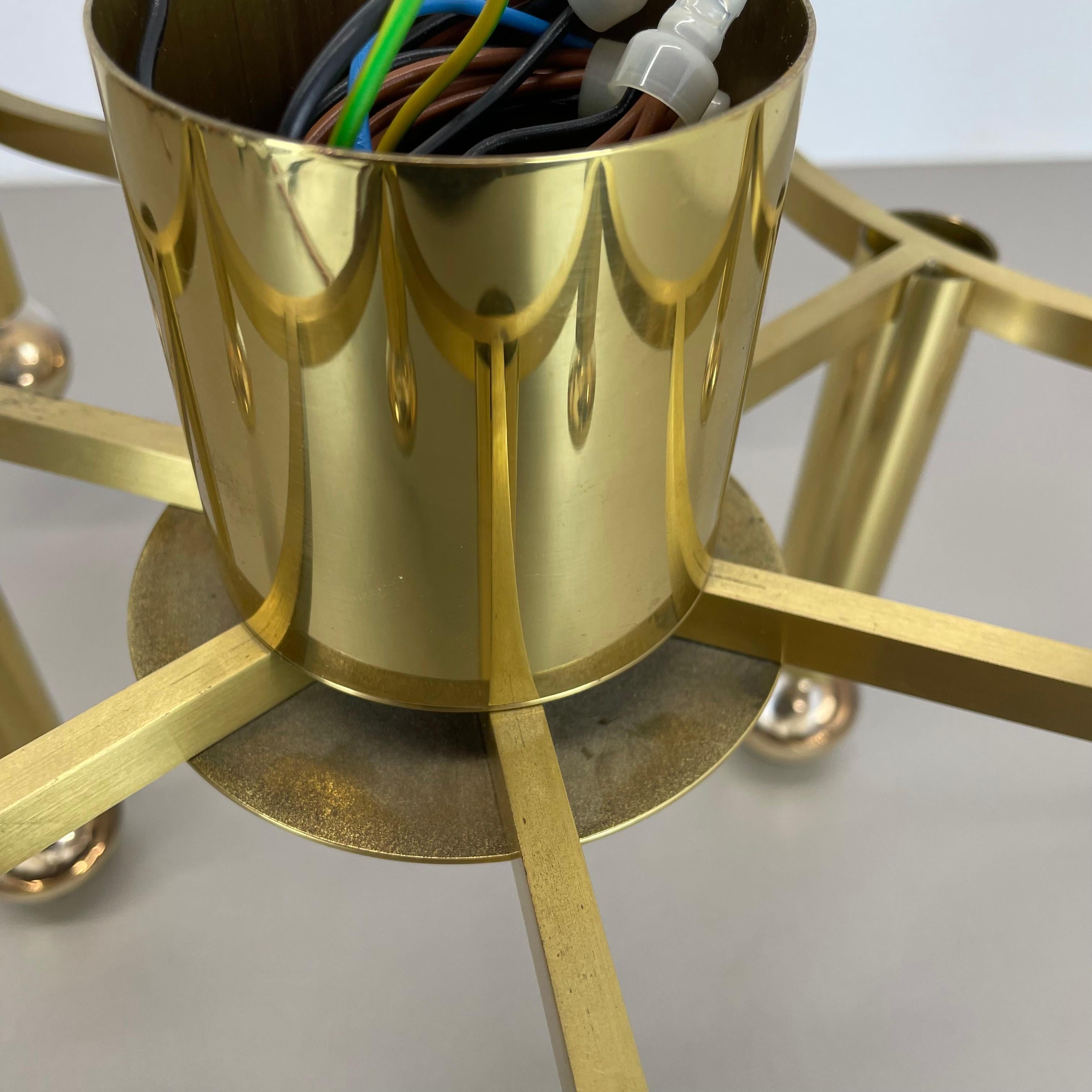 Grande plafoniera CUBIC in ottone a 9 lampadine in stile Stilnovo, Italia anni '60 in vendita 11