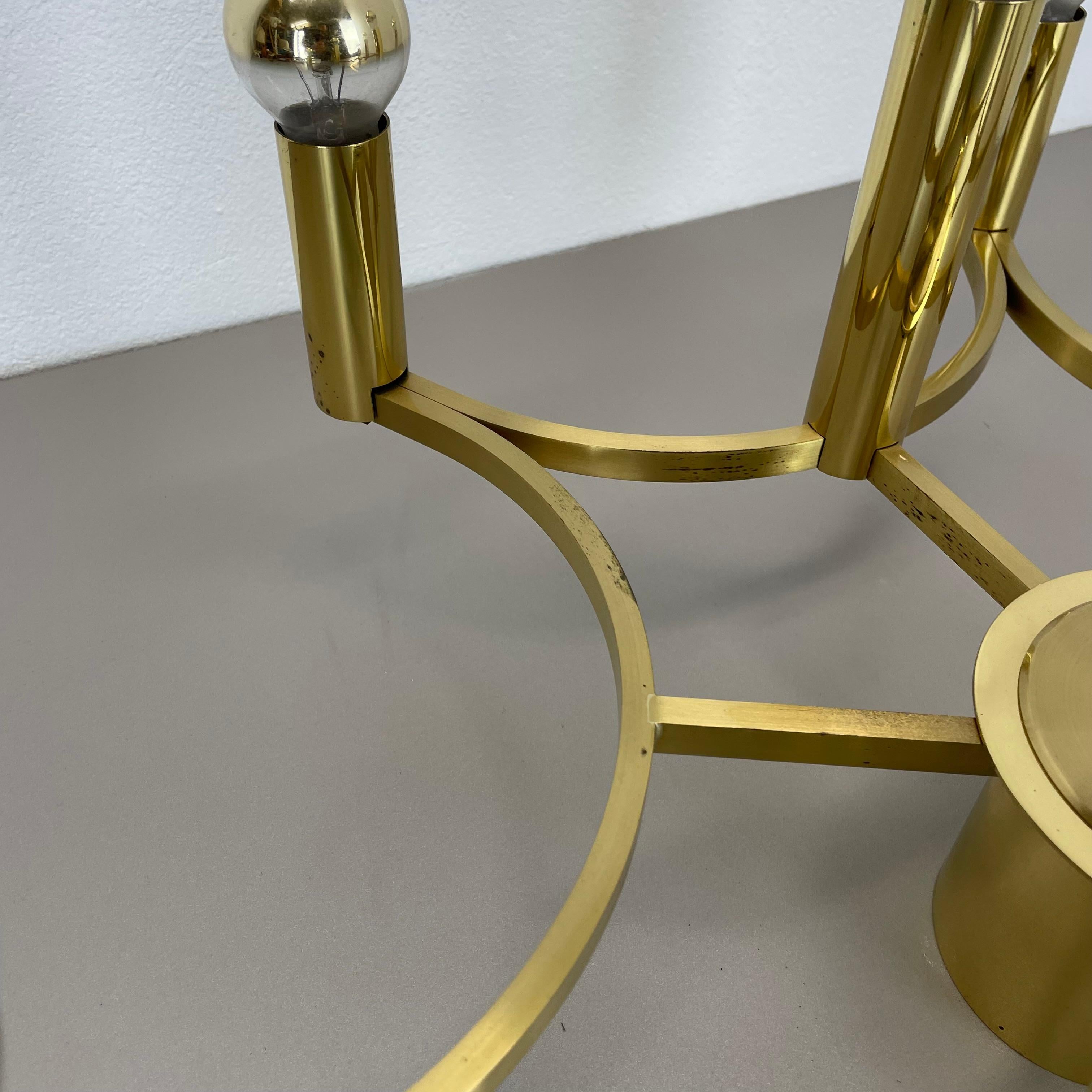 Grande plafoniera CUBIC in ottone a 9 lampadine in stile Stilnovo, Italia anni '60 in vendita 1