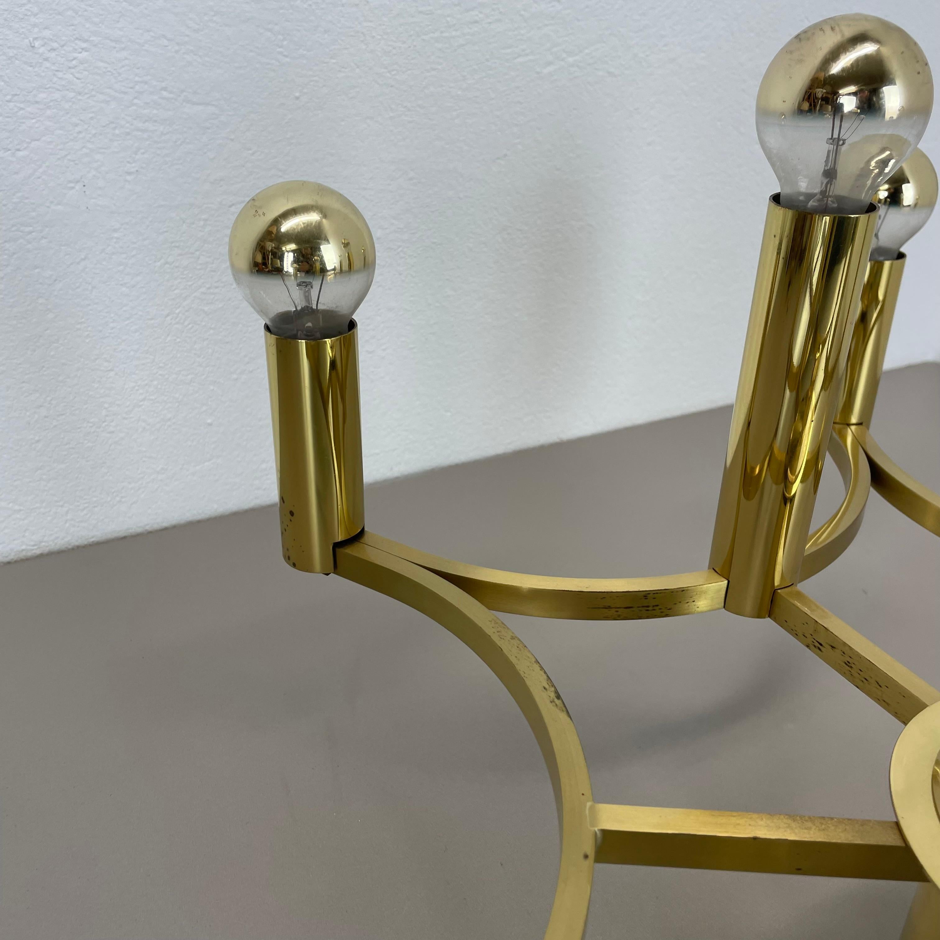 Grande plafoniera CUBIC in ottone a 9 lampadine in stile Stilnovo, Italia anni '60 in vendita 2