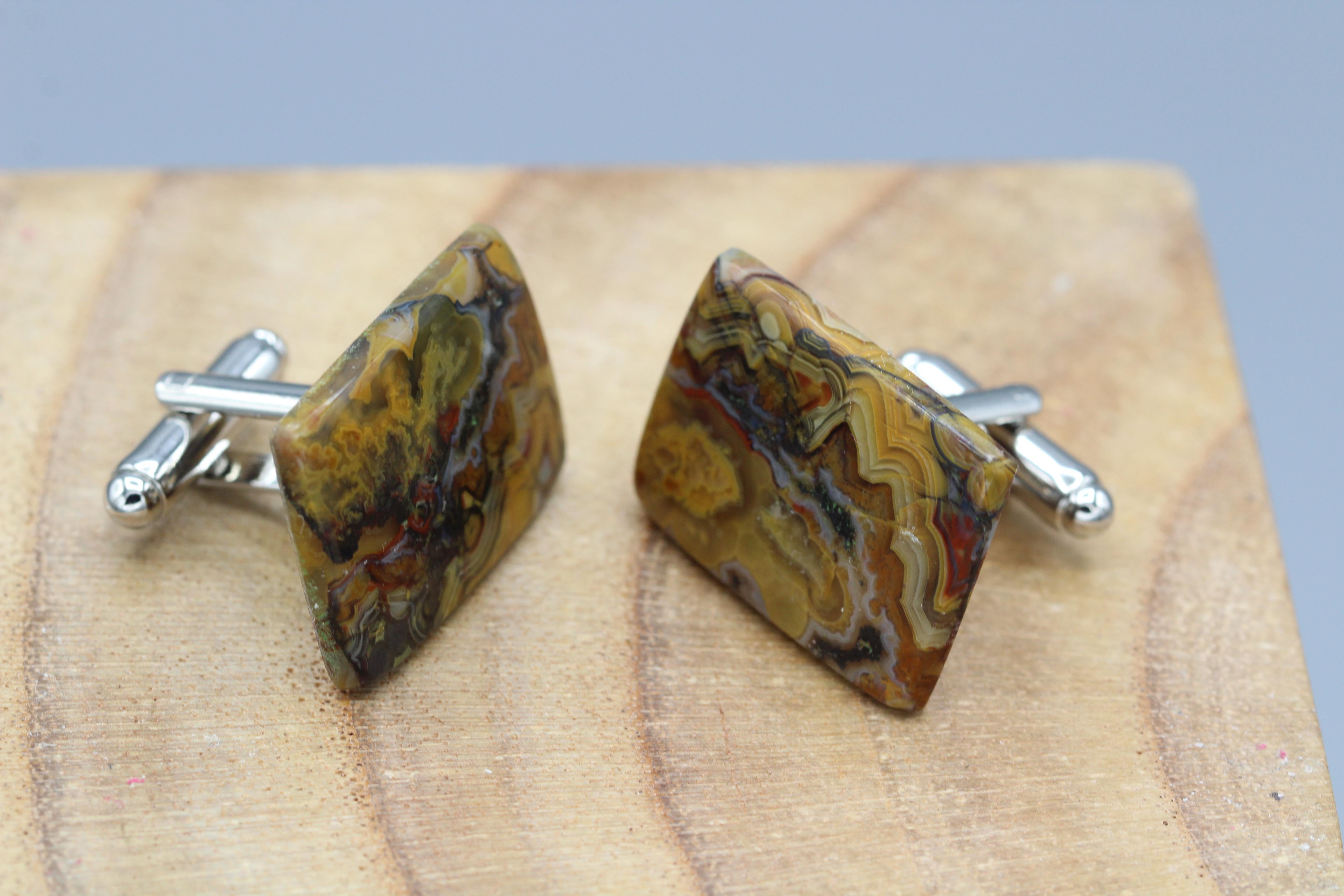 Large Cufflink of Natural Stone Cuff Crazy Agate Stone Men's Jewelry  #93 In New Condition For Sale In Brooklyn, NY