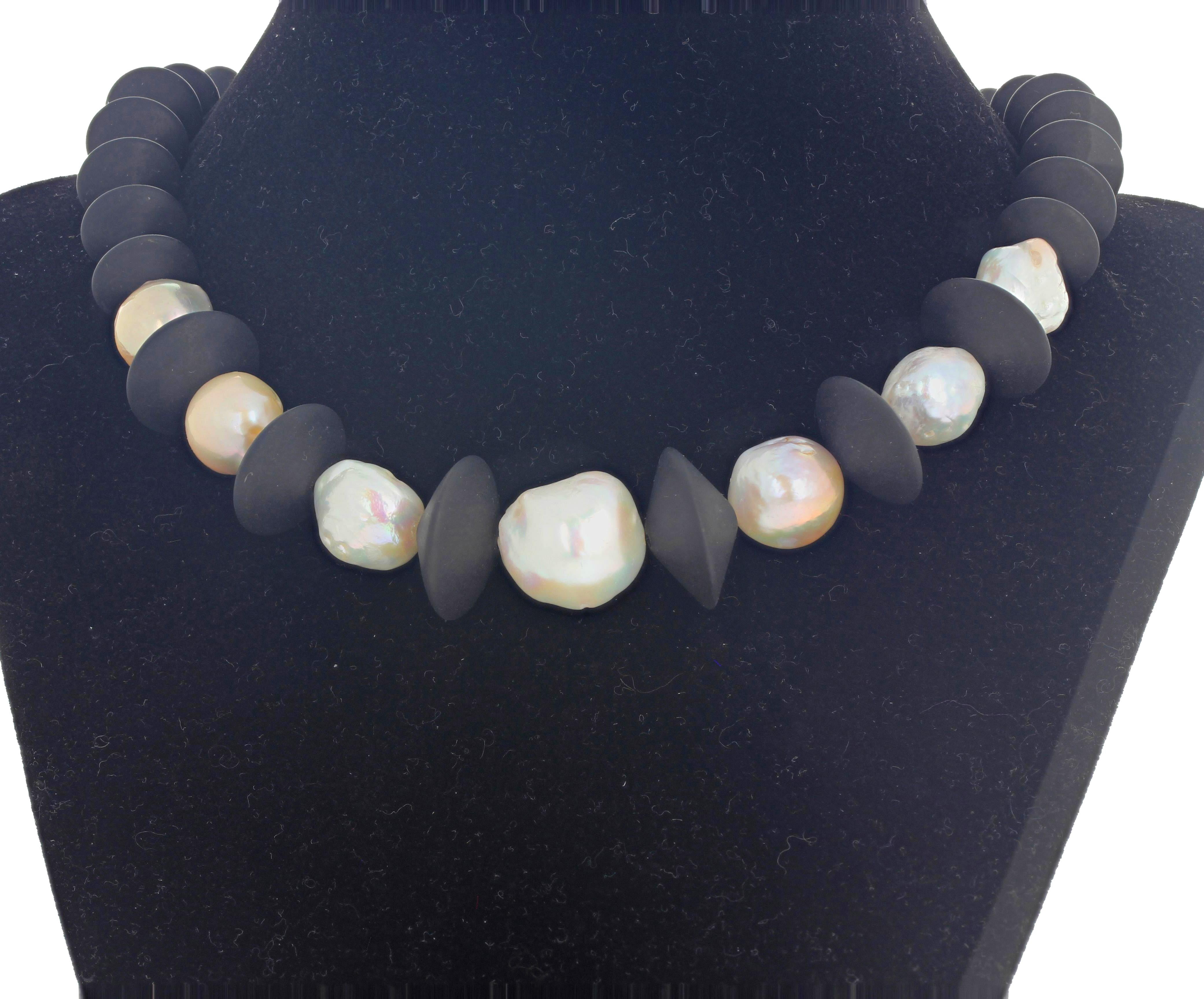 natural colors of pearls