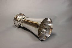 Grande coppa in argento con marchio Evald Nielsen e Johannes Siggard, 1932-1960