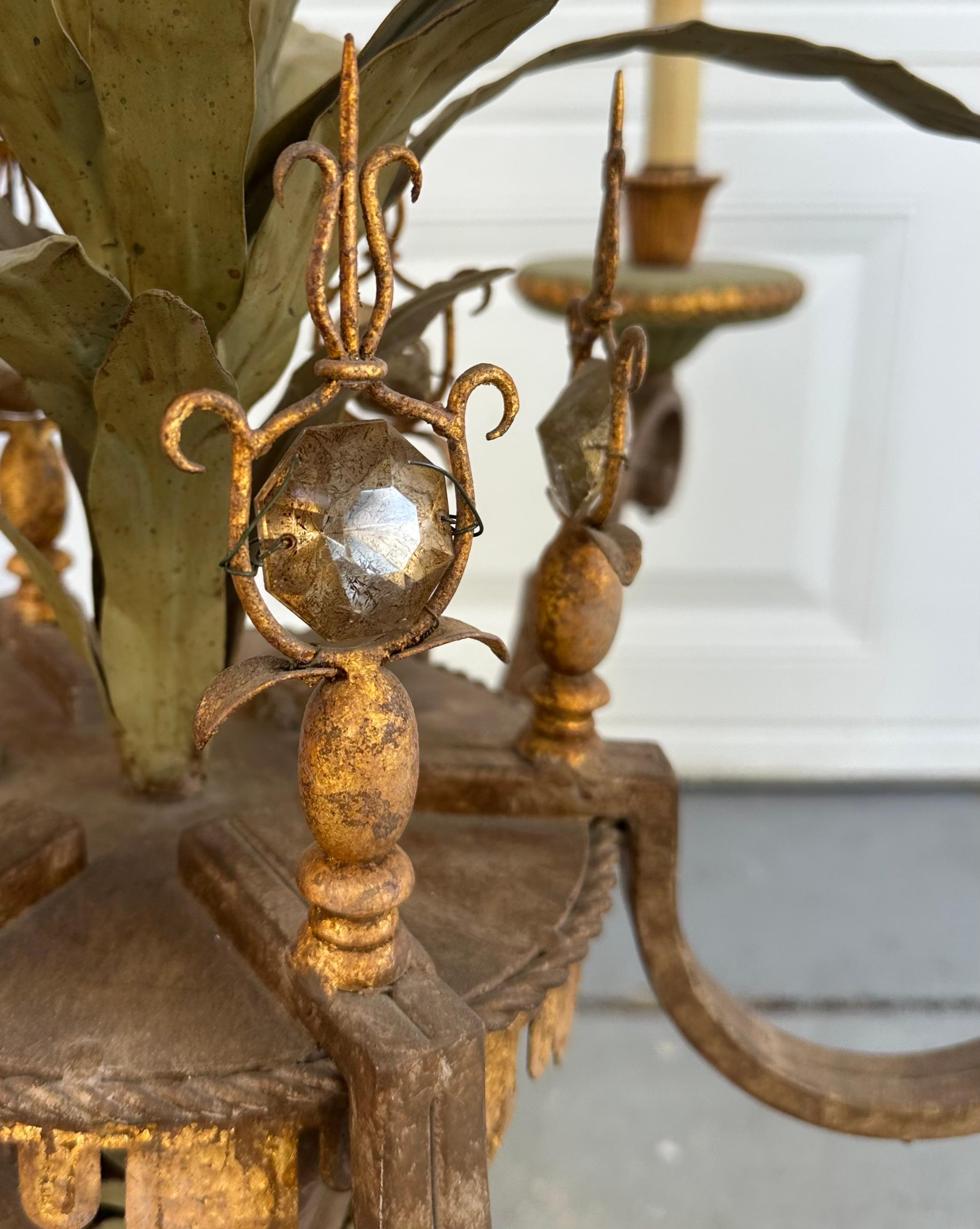 Grande lampadario a sei luci Currey & Co. in vendita 2