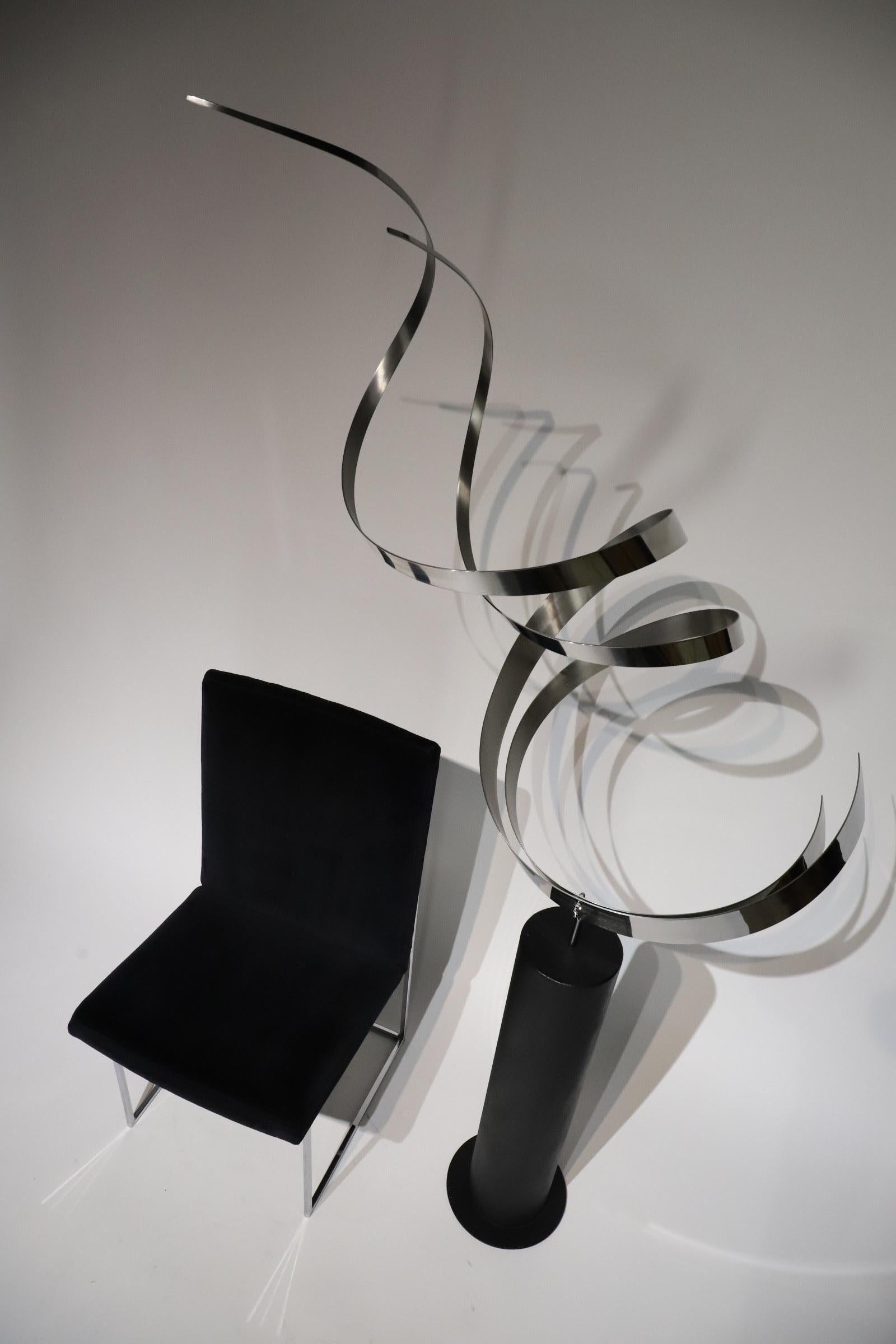 Scultura da pavimento a vortice grande di Curtis Jere in vendita 10