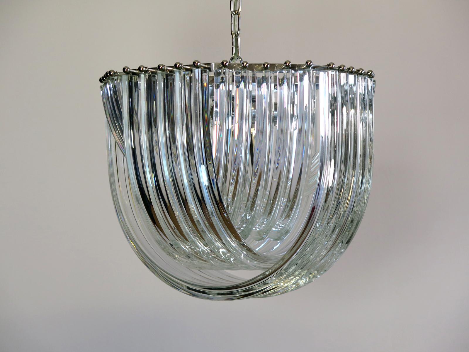 Large Curvati Chandelier, Trasparent Triedri, 20 Murano Glasses In Excellent Condition In Gaiarine Frazione Francenigo (TV), IT