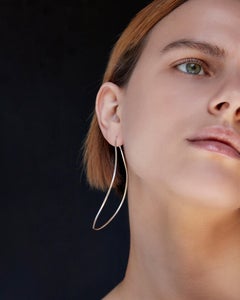 Large Curve Silhouette Hoop Earrings in Recycled Silver