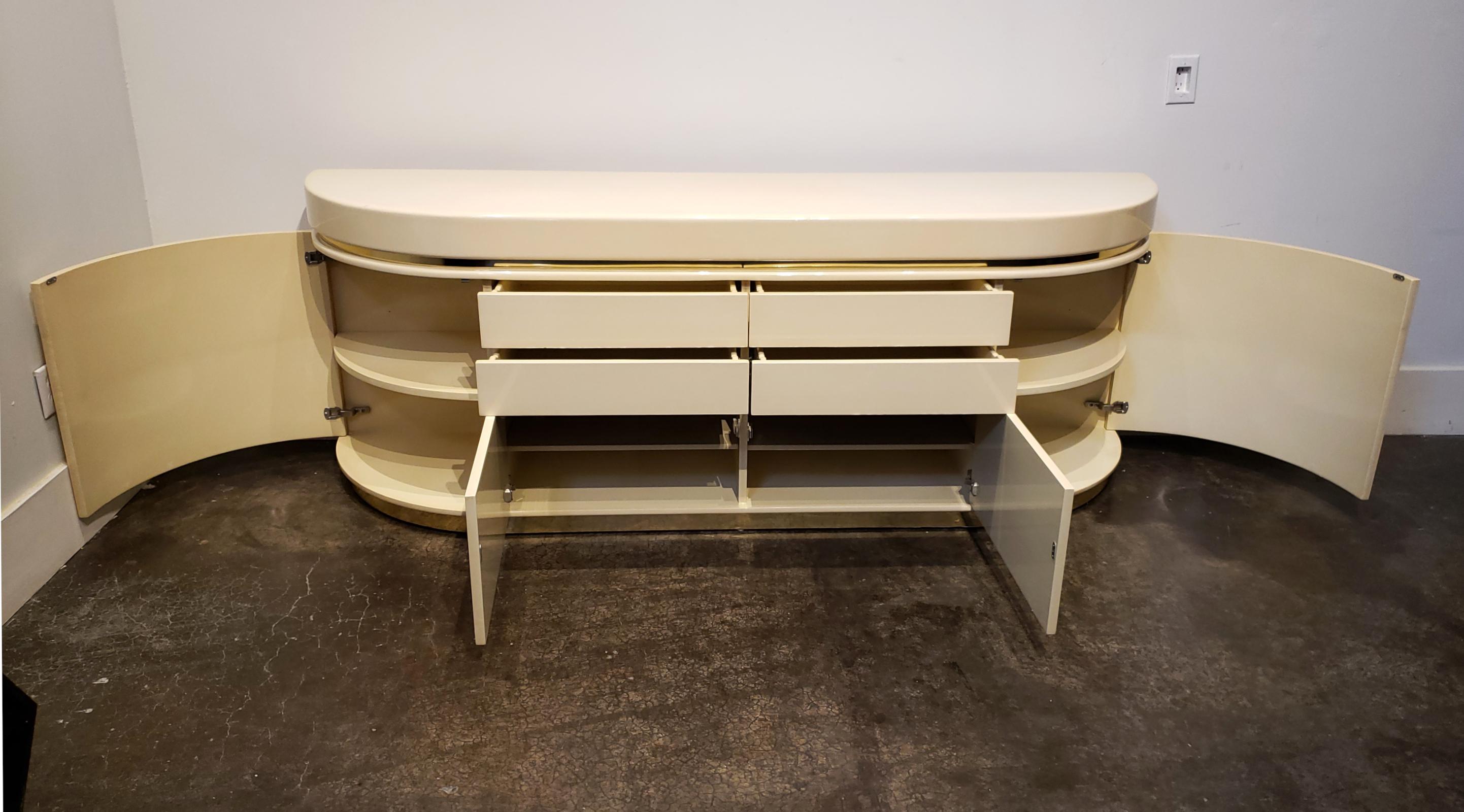 American Large Curved Lacquered Off-White Cream Credenza by J. Wade Beam, circa 1980