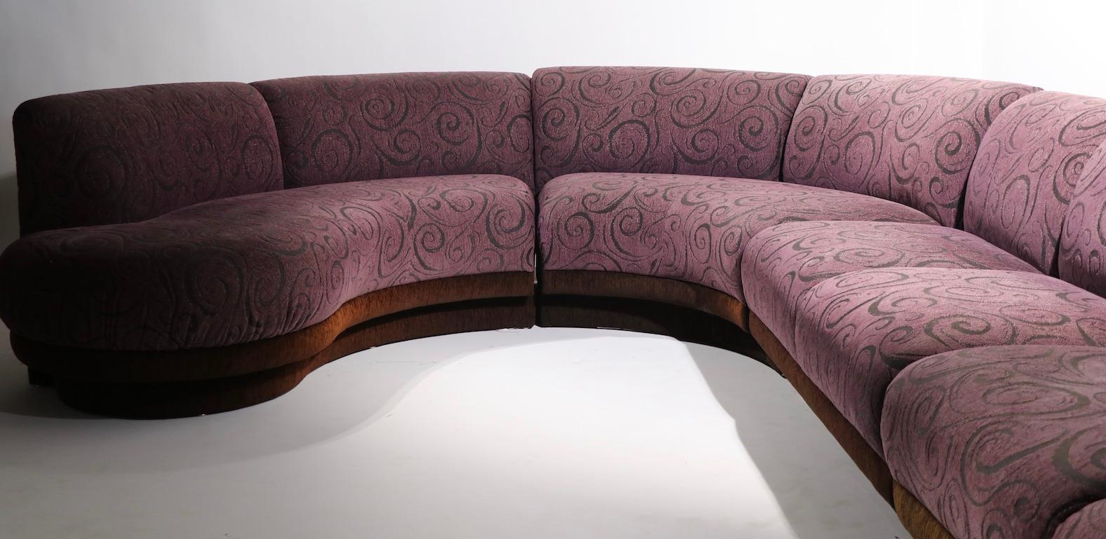 curved sectionals