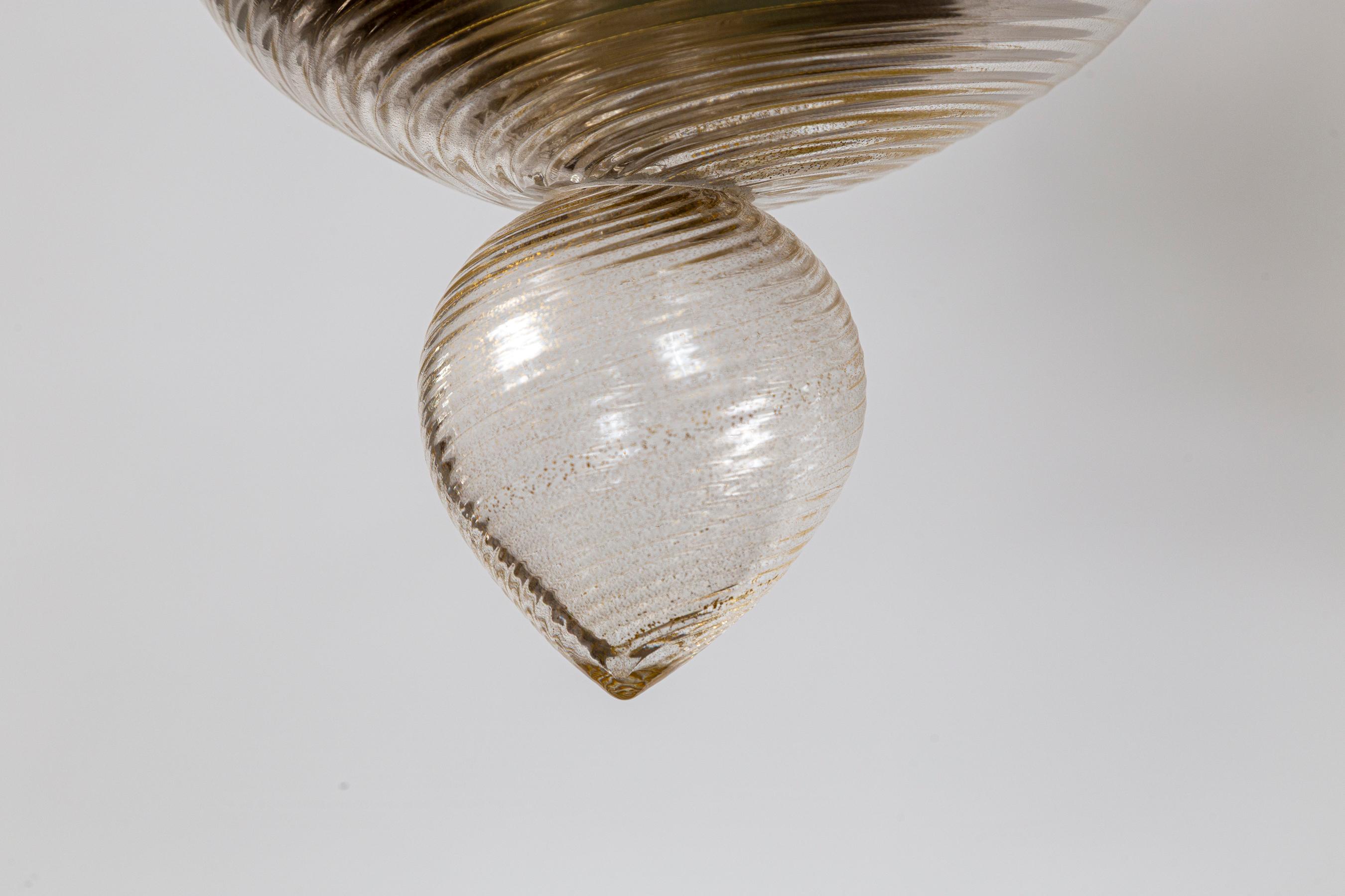Grande lampadario a dieci bracci a spirale di Murano soffiato in oro, contemporaneo in vendita 7