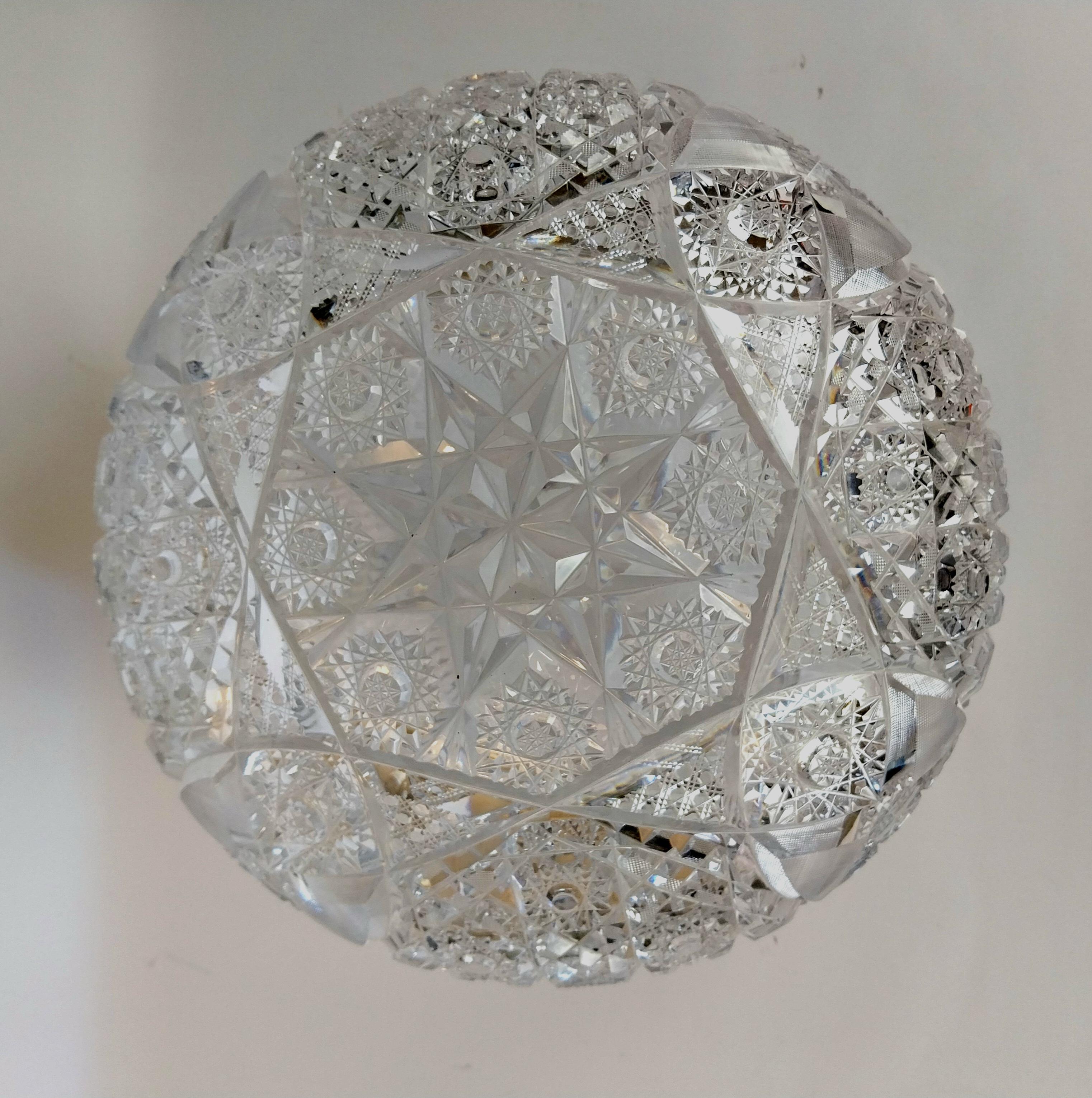 Milieu du XXe siècle Grande lampe de table en verre taillé en vente