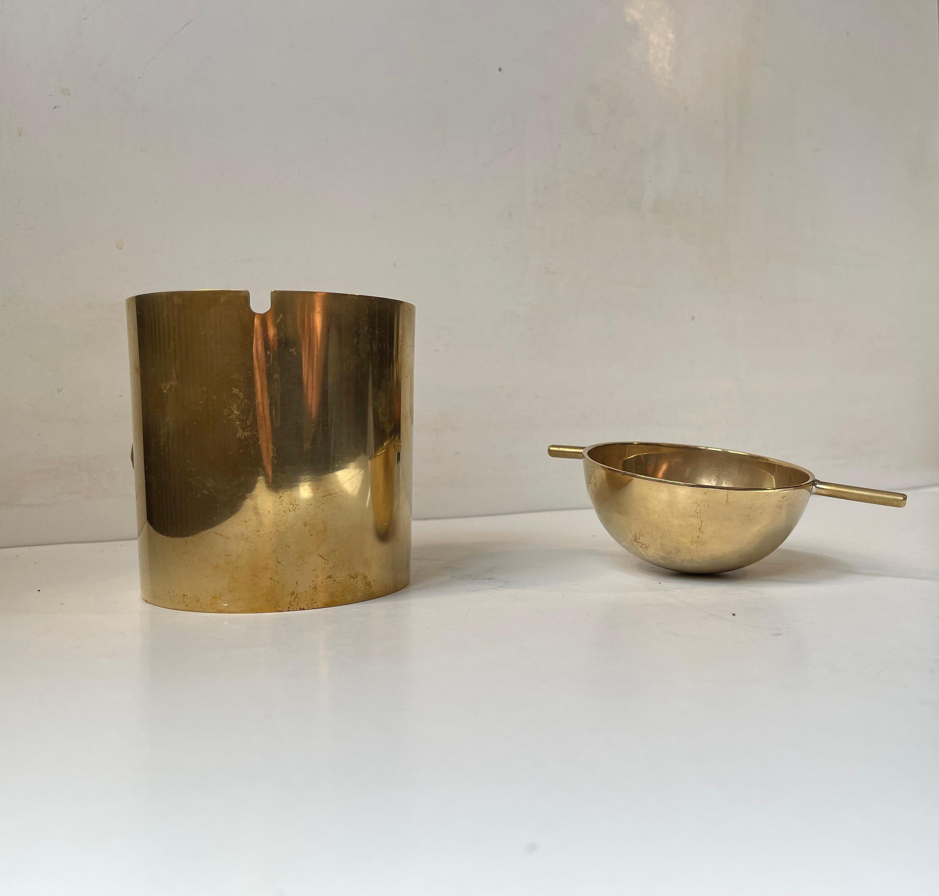 Großer Zigarren-Aschenbecher aus Messing in Zylinda-Linie von Arne Jacobsen, 1960er Jahre im Zustand „Gut“ im Angebot in Esbjerg, DK