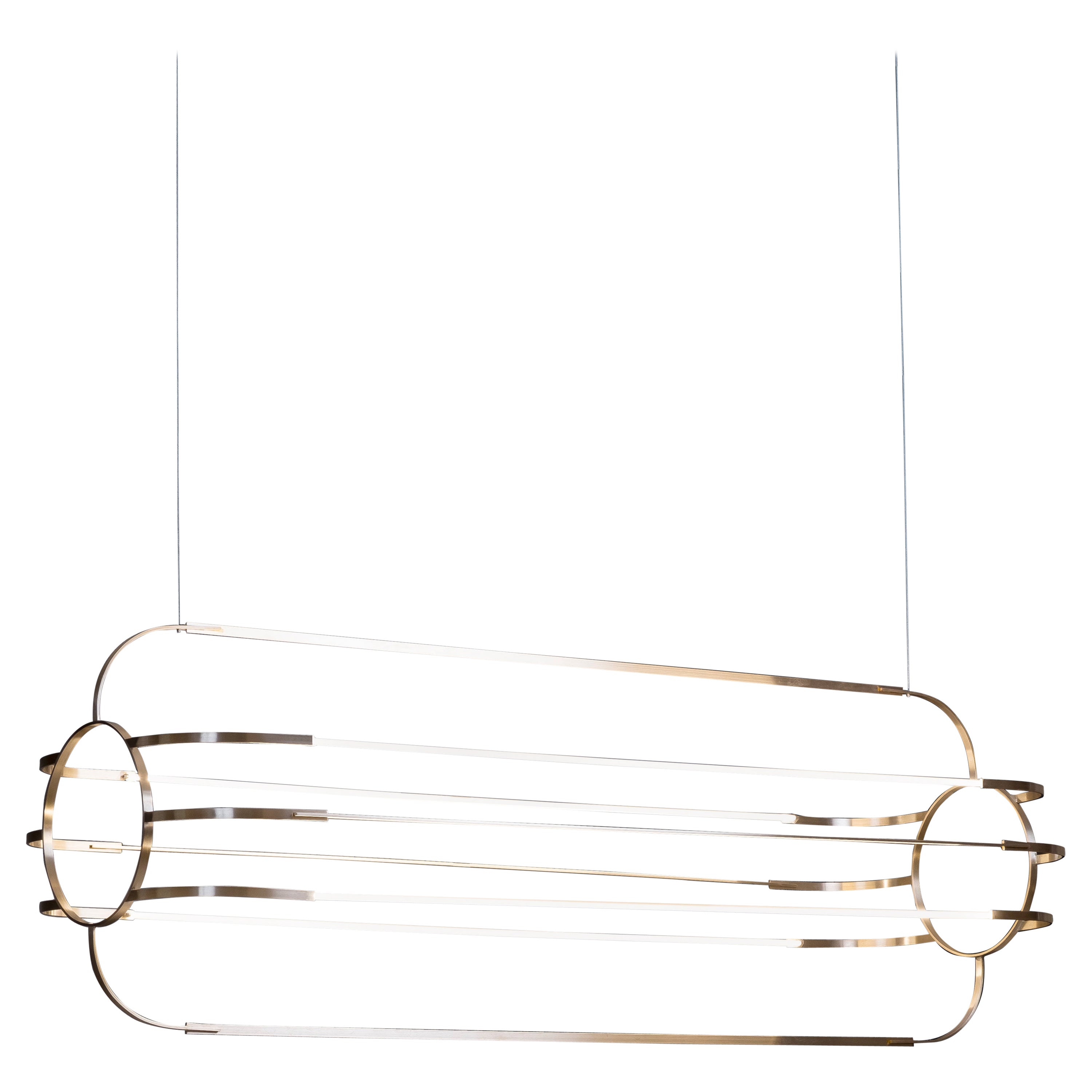 Grand lustre sculptural en laiton 