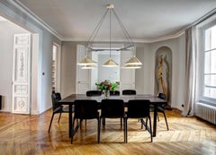 Grande lampadario 'Emily 5' di Daniel Becker con struttura in ottone e Oak per Moss Objects