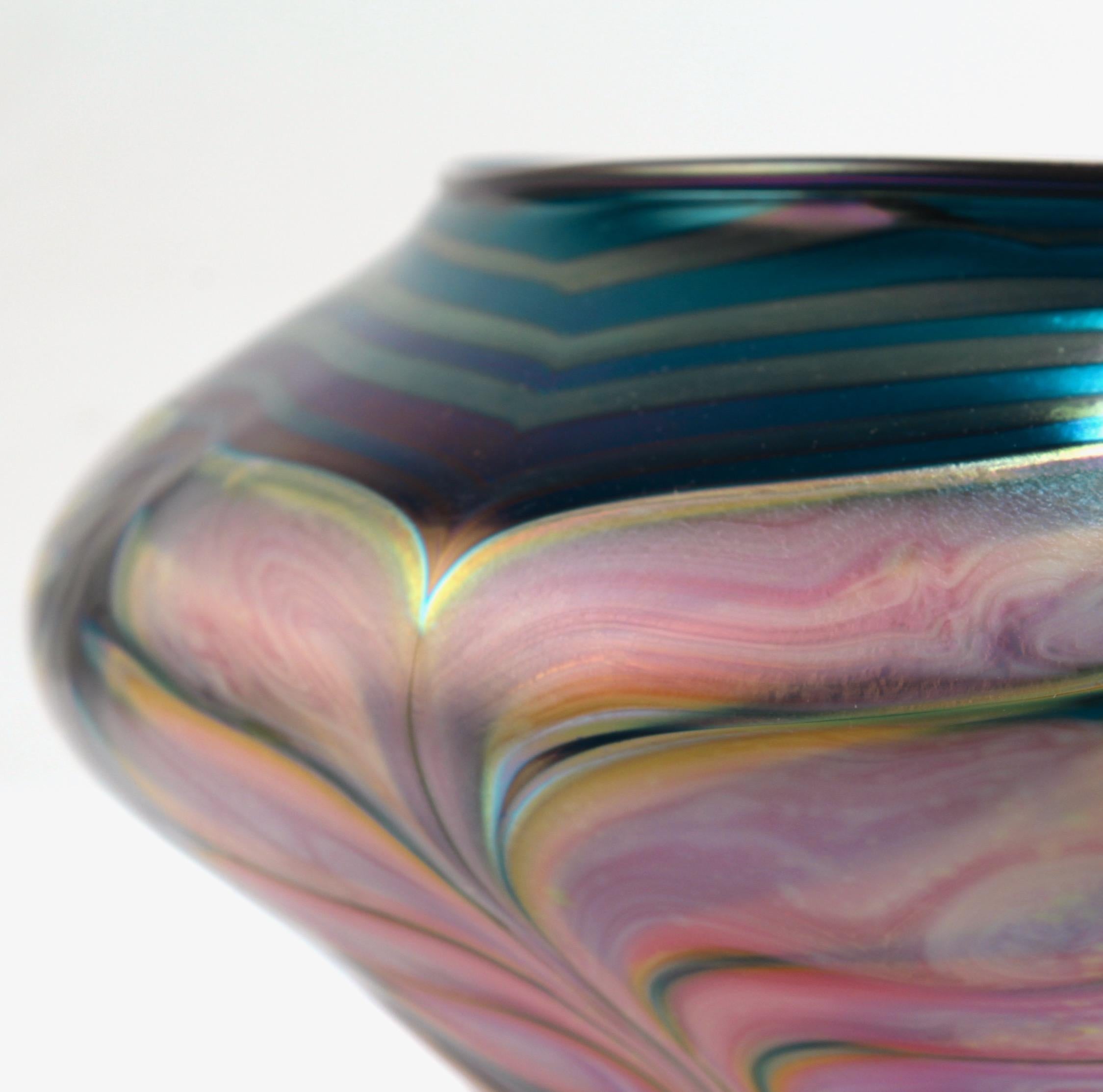 American Large Daniel Lotton Pulled Feather Pink and Blue Art Glass Bowl or Vase, 1991 For Sale