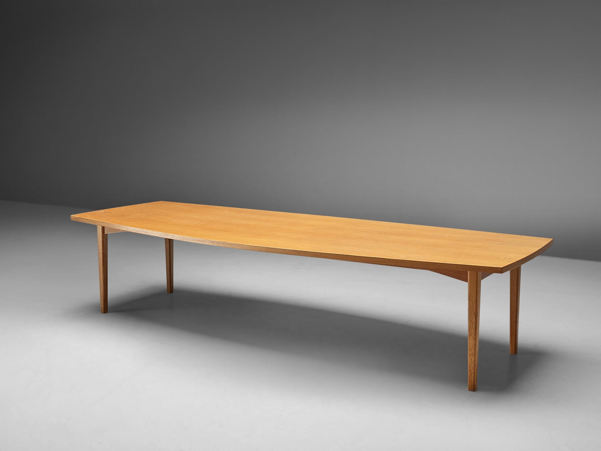 Large Danish Boat Shaped Conference Table in Oak  For Sale 1