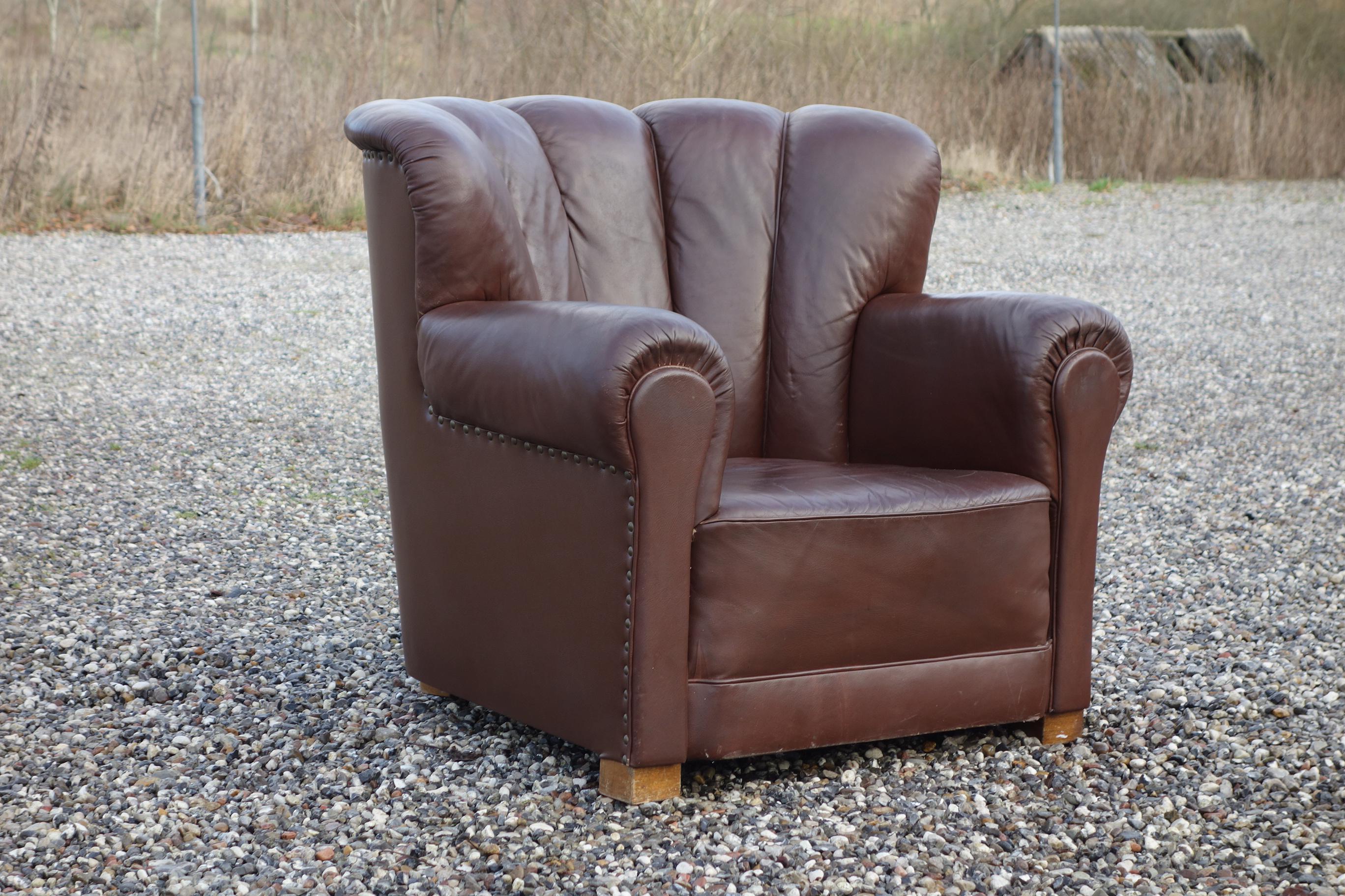 Large Danish Cabinetmaker Chair from the 1940s in Beautiful Patinated Leather 1