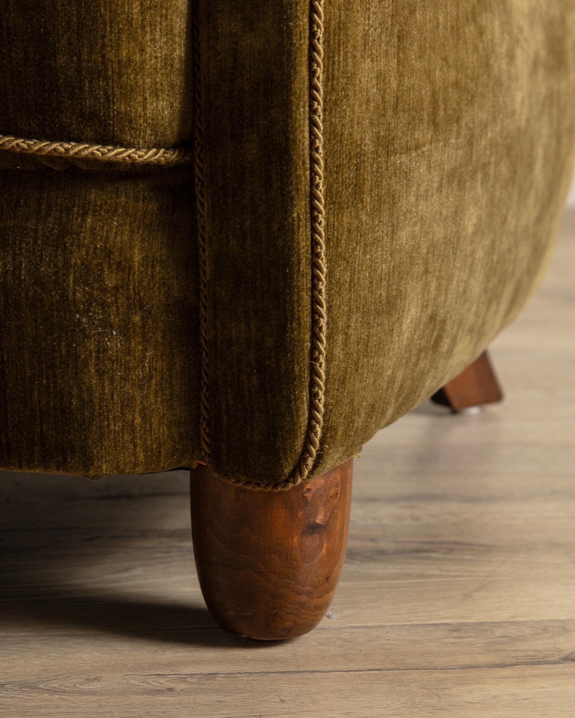 Large Danish Club Chair In Marled Olive Velvet, Denmark, 1940'S For Sale 2