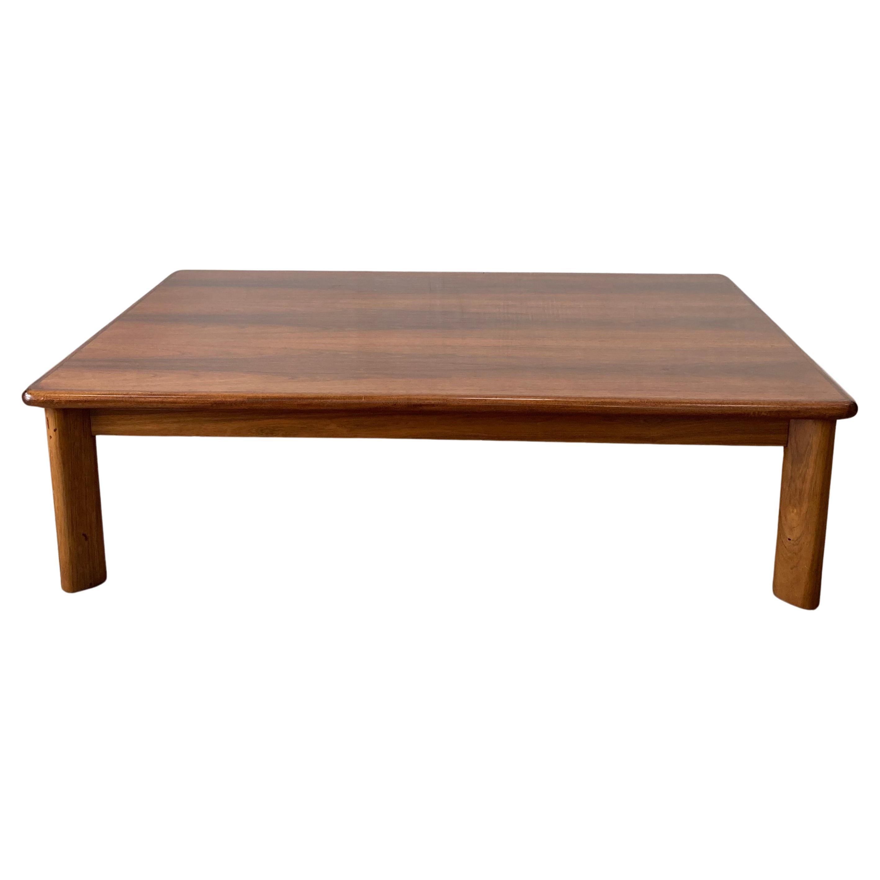 Großer dänischer Couchtisch von Dyrlund, Dänemark